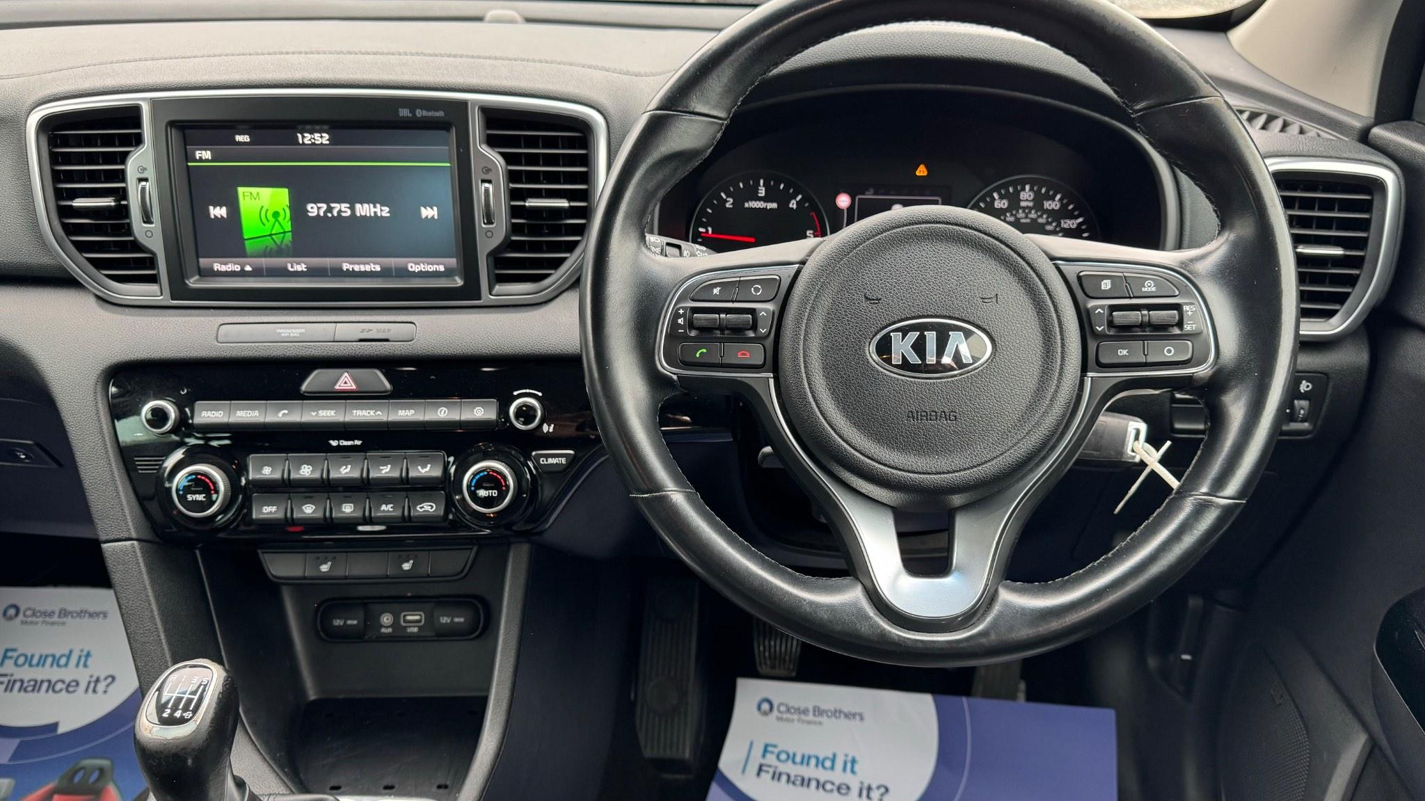 Kia Sportage 2.0 CRDi KX-3 AWD Euro 6 5dr 5dr Manual 2016