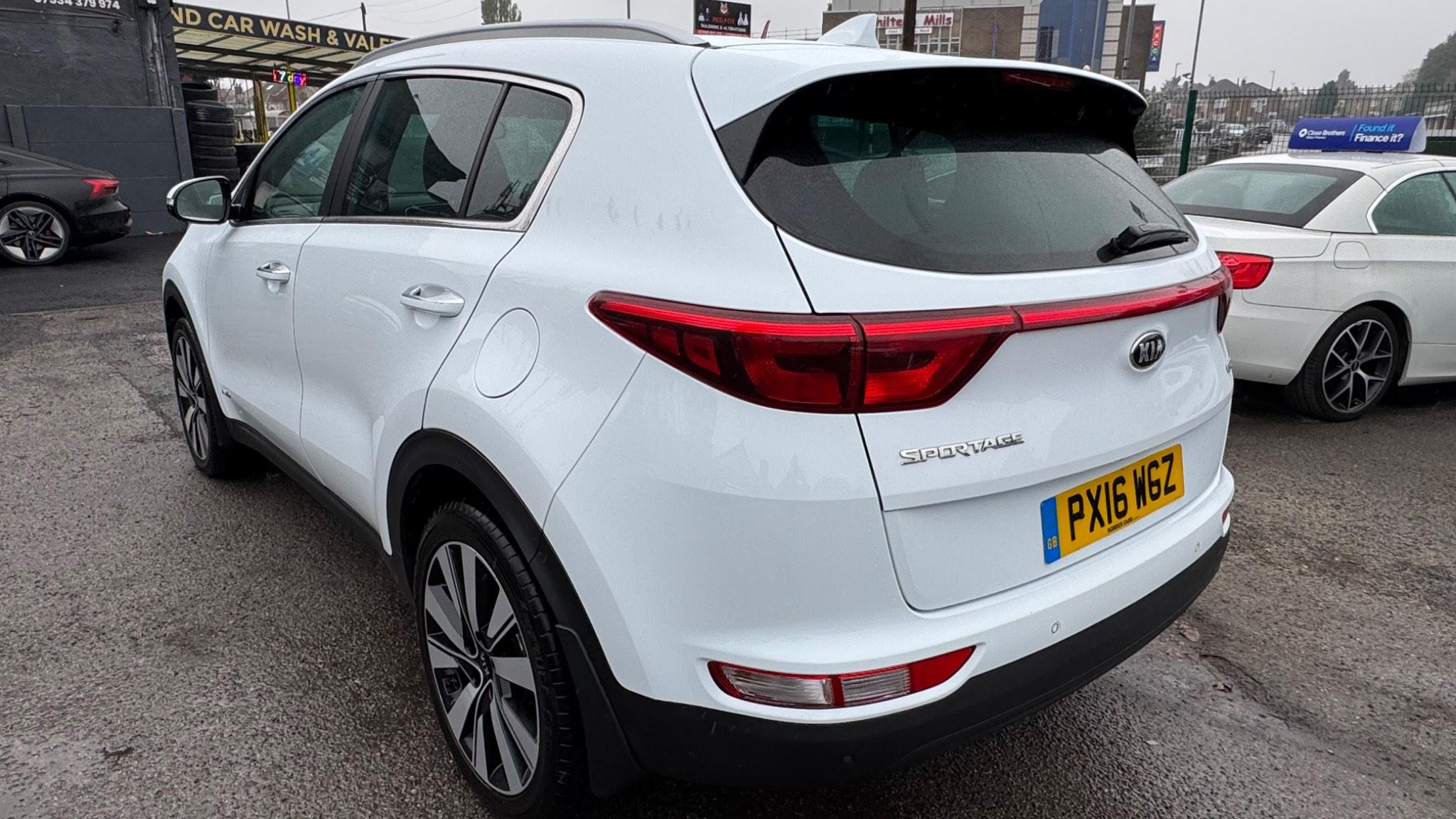 Kia Sportage 2.0 CRDi KX-3 AWD Euro 6 5dr 5dr Manual 2016
