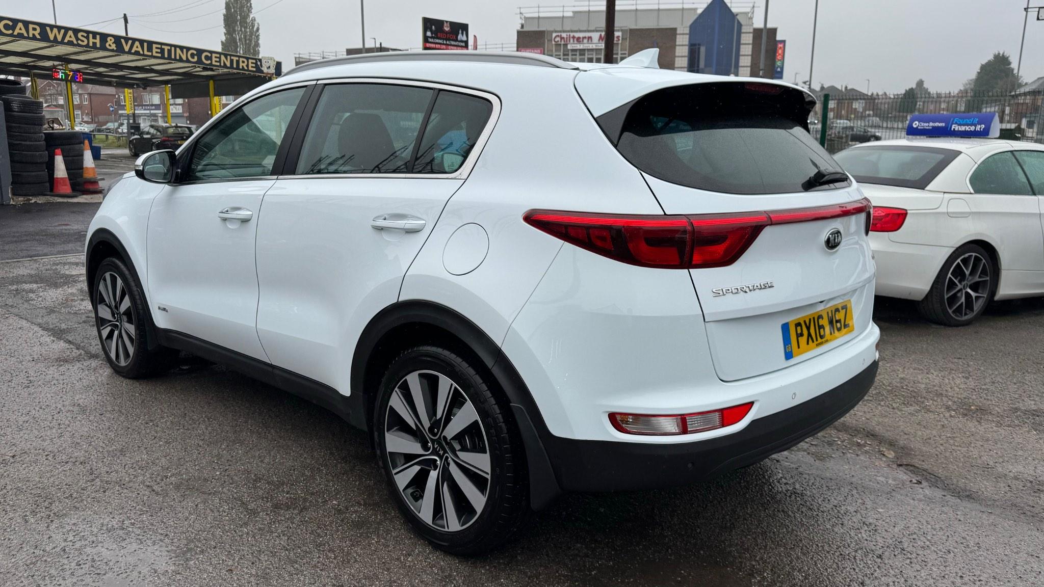 Kia Sportage 2.0 CRDi KX-3 AWD Euro 6 5dr 5dr Manual 2016