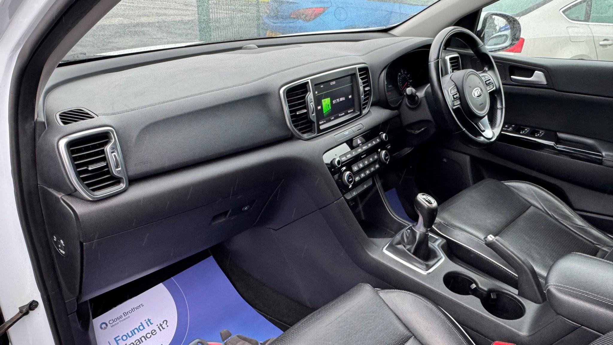 Kia Sportage 2.0 CRDi KX-3 AWD Euro 6 5dr 5dr Manual 2016