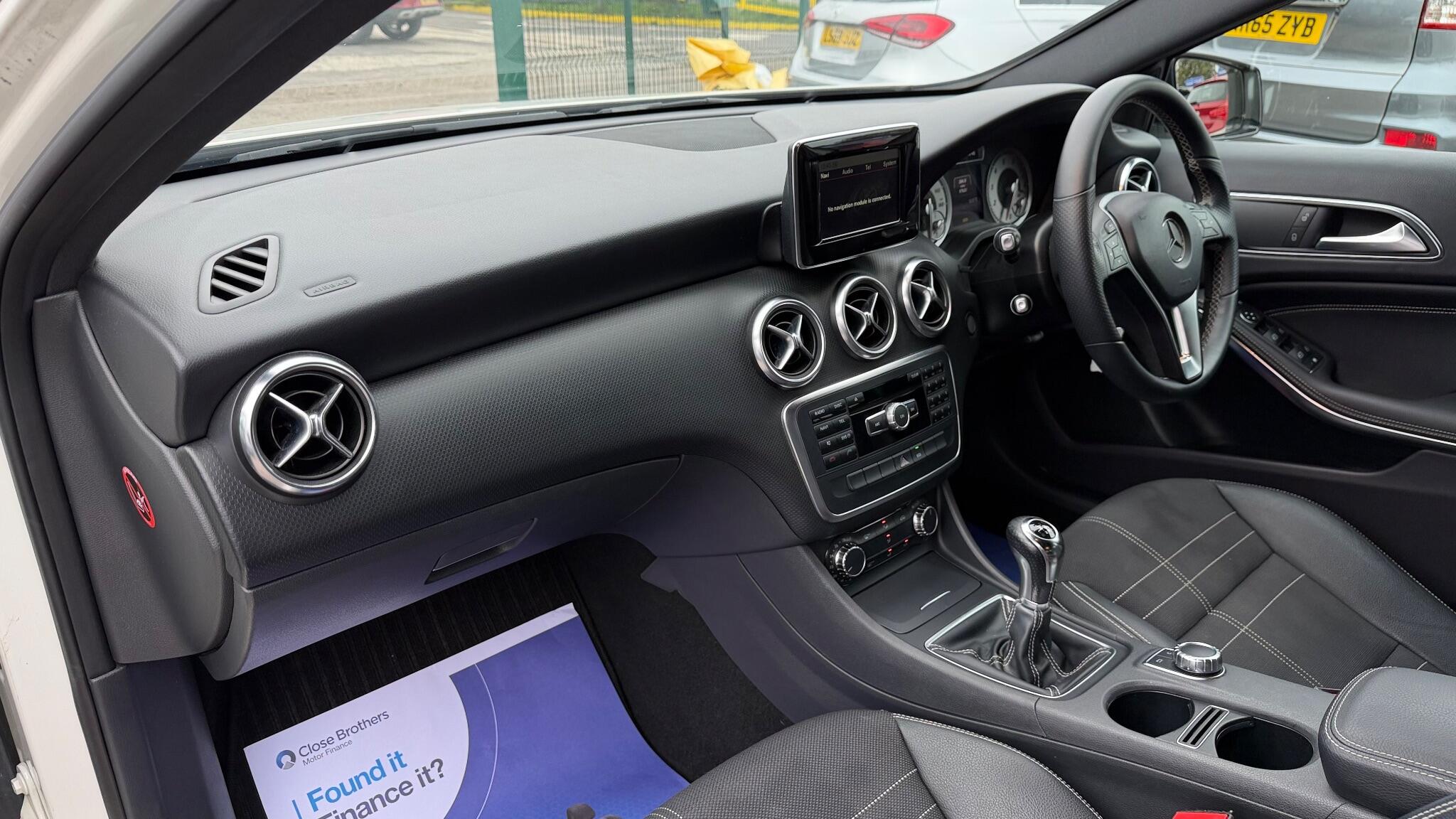 Mercedes-Benz A Class 1.6 A180 Sport Euro 6 (s/s) 5dr 5dr Manual 2014