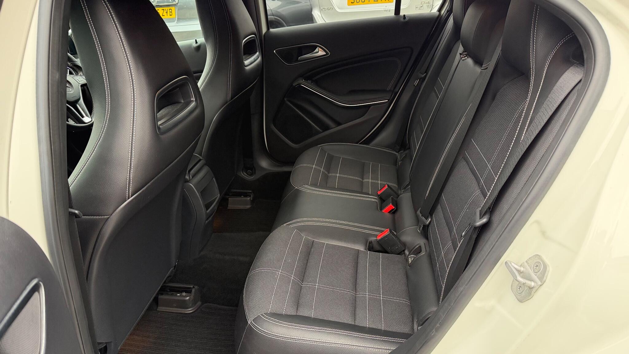 Mercedes-Benz A Class 1.6 A180 Sport Euro 6 (s/s) 5dr 5dr Manual 2014