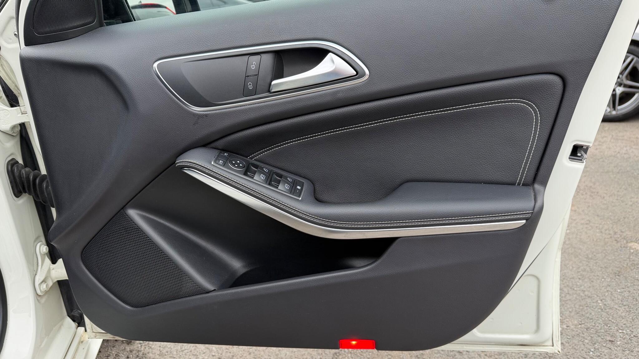 Mercedes-Benz A Class 1.6 A180 Sport Euro 6 (s/s) 5dr 5dr Manual 2014