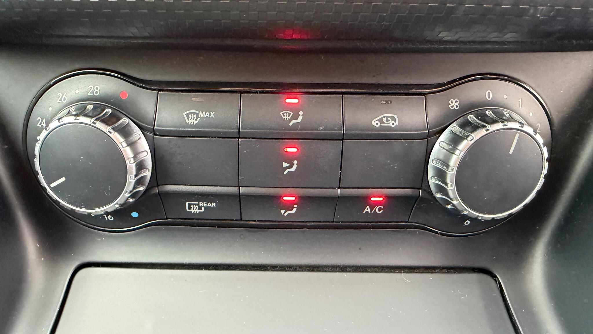 Mercedes-Benz A Class 1.6 A180 Sport Euro 6 (s/s) 5dr 5dr Manual 2014