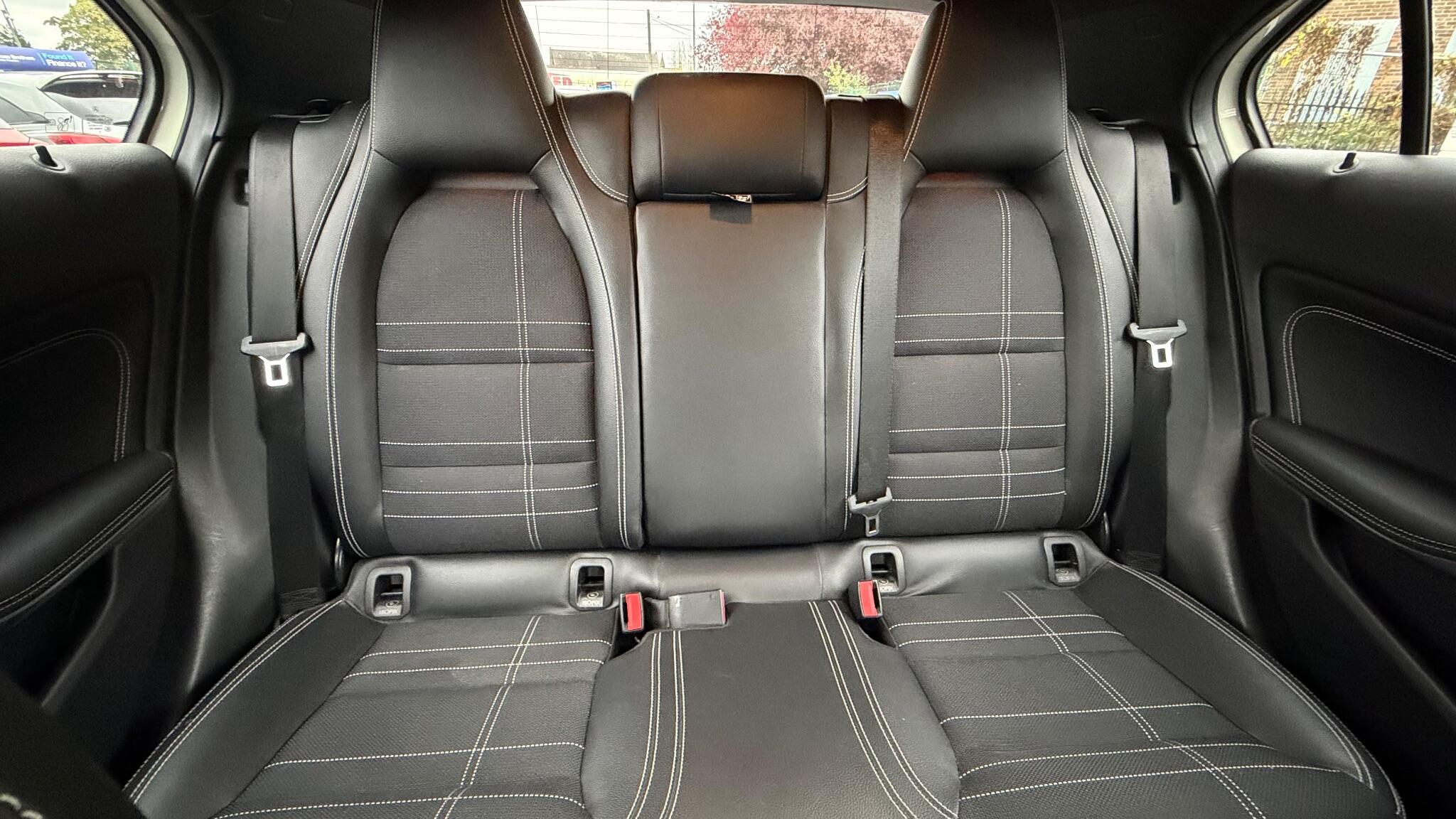 Mercedes-Benz A Class 1.6 A180 Sport Euro 6 (s/s) 5dr 5dr Manual 2014