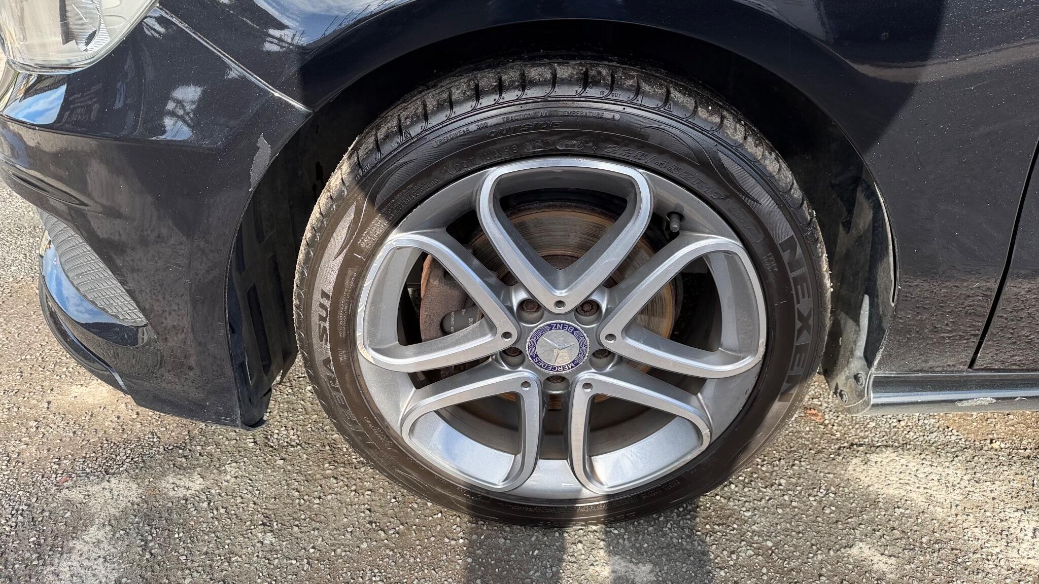 Mercedes-Benz A Class 1.8 A200 CDI Sport Euro 5 (s/s) 5dr 5dr Manual 2013