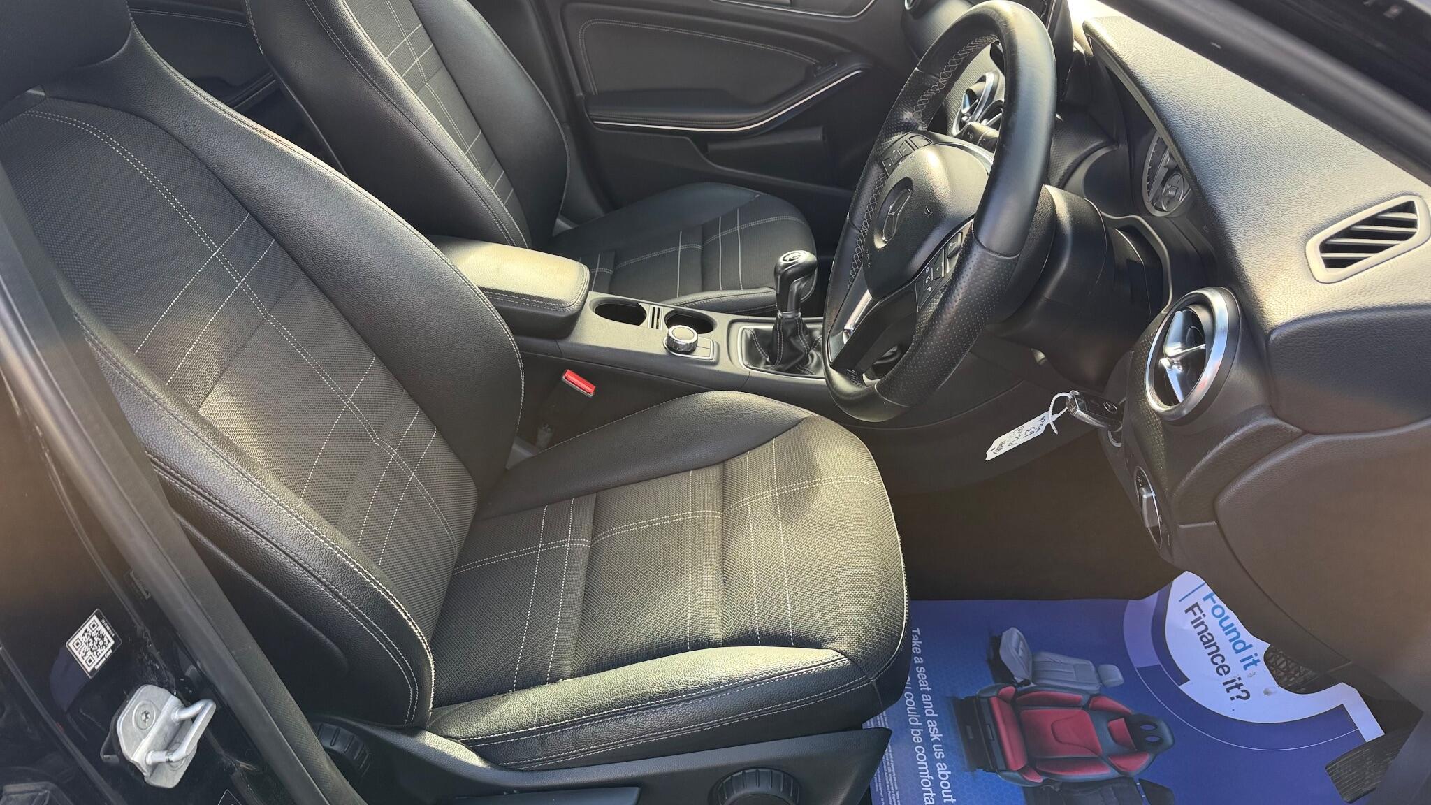Mercedes-Benz A Class 1.8 A200 CDI Sport Euro 5 (s/s) 5dr 5dr Manual 2013