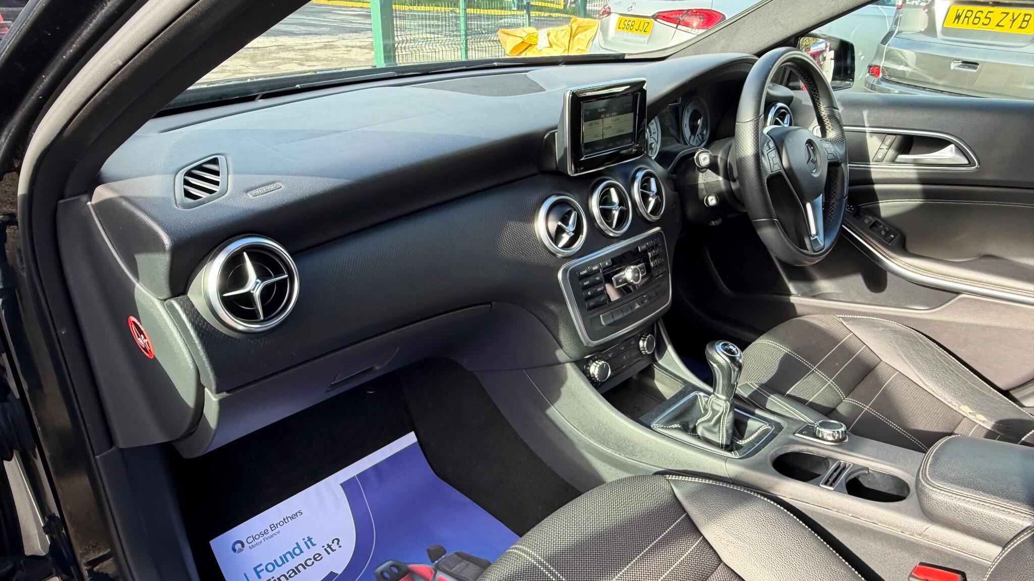 Mercedes-Benz A Class 1.8 A200 CDI Sport Euro 5 (s/s) 5dr 5dr Manual 2013