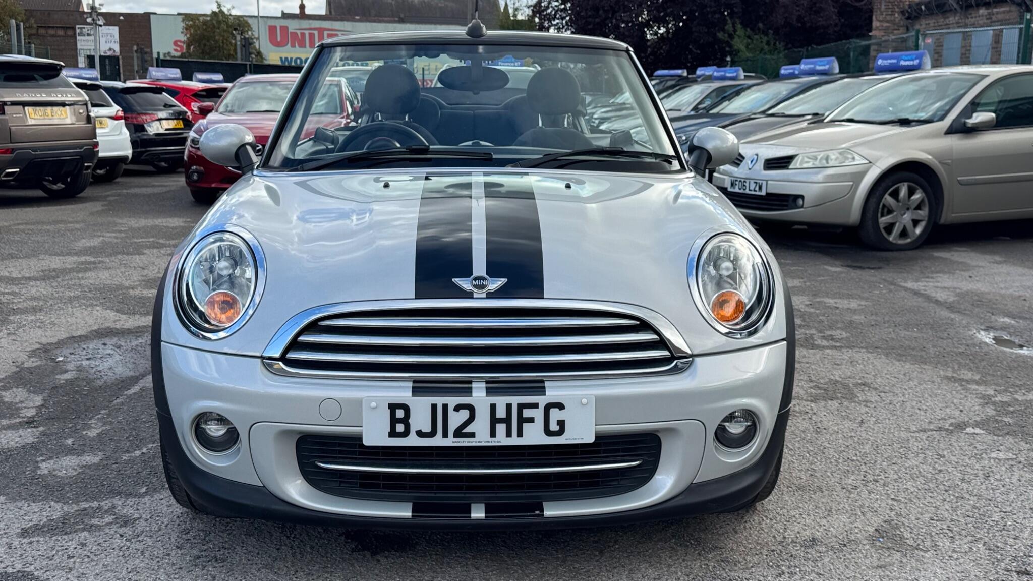 MINI Convertible 1.6 Cooper Euro 5 (s/s) 2dr 2dr Manual 2012