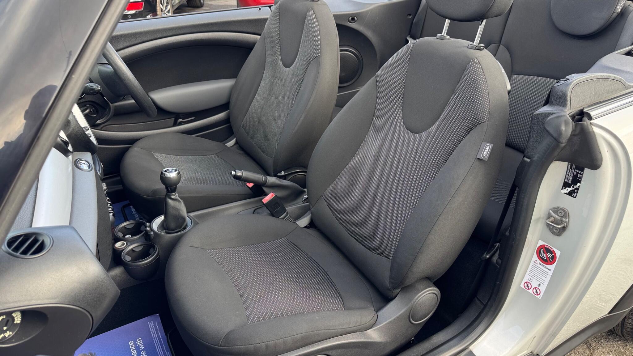 MINI Convertible 1.6 Cooper Euro 5 (s/s) 2dr 2dr Manual 2012