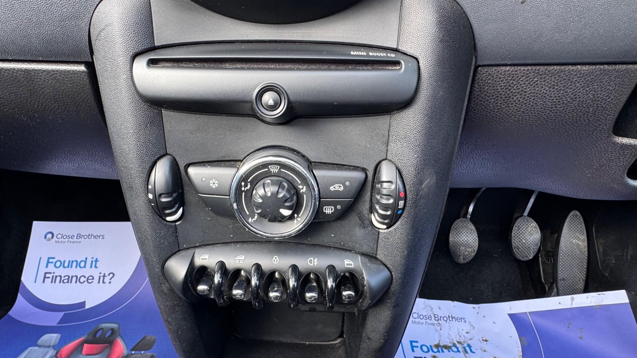 MINI Convertible 1.6 Cooper Euro 5 (s/s) 2dr 2dr Manual 2012