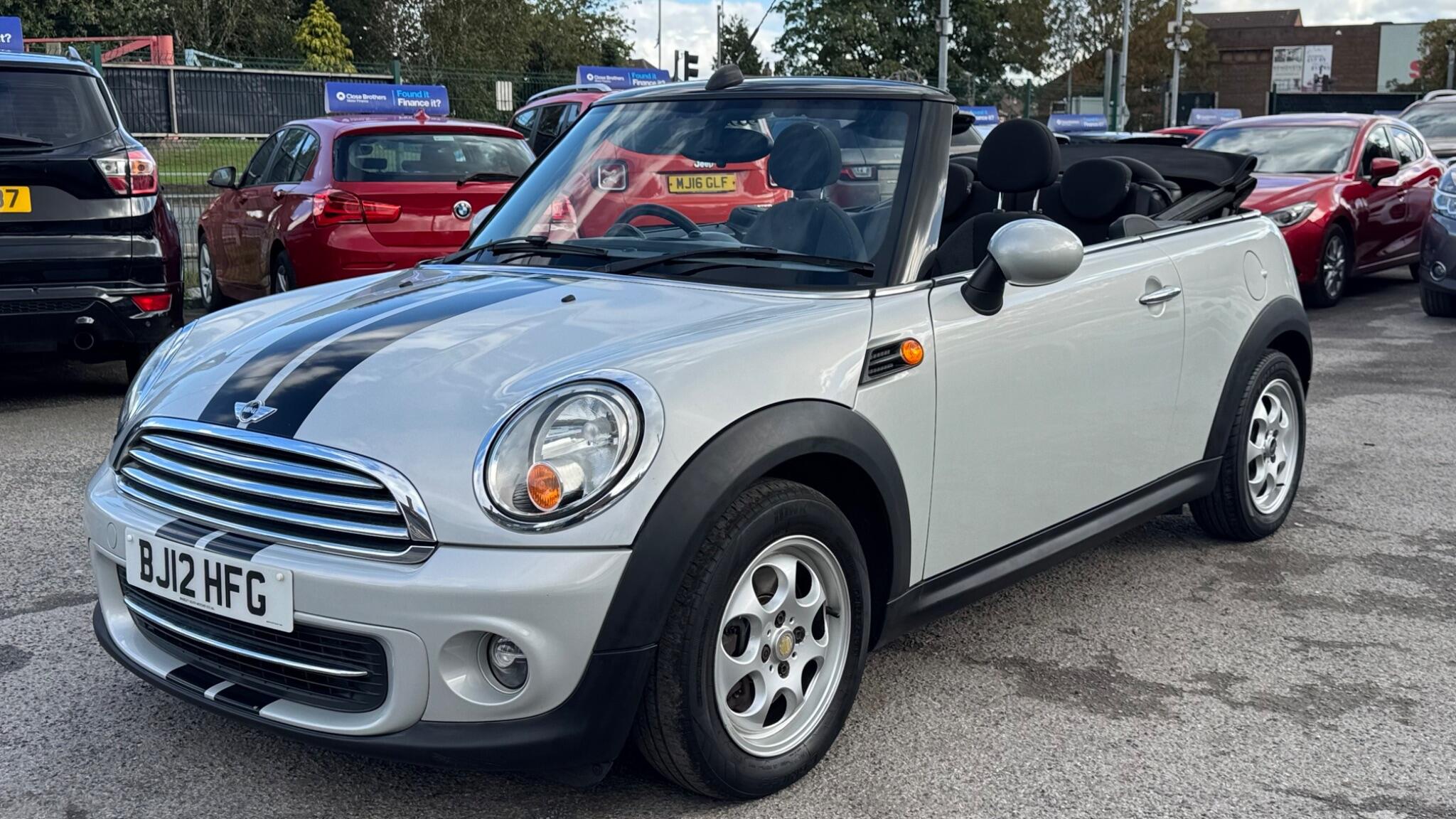 MINI Convertible 1.6 Cooper Euro 5 (s/s) 2dr 2dr Manual 2012
