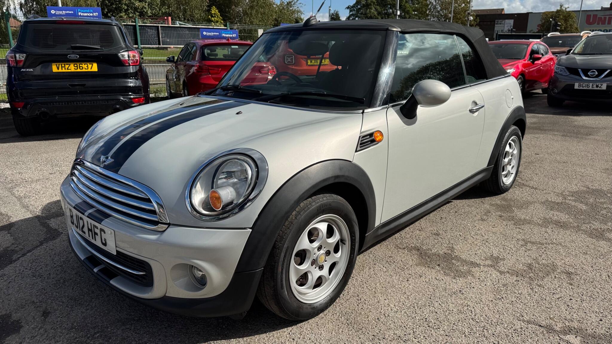 MINI Convertible 1.6 Cooper Euro 5 (s/s) 2dr 2dr Manual 2012