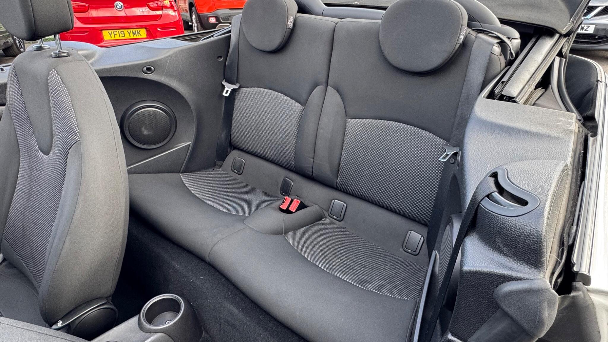 MINI Convertible 1.6 Cooper Euro 5 (s/s) 2dr 2dr Manual 2012