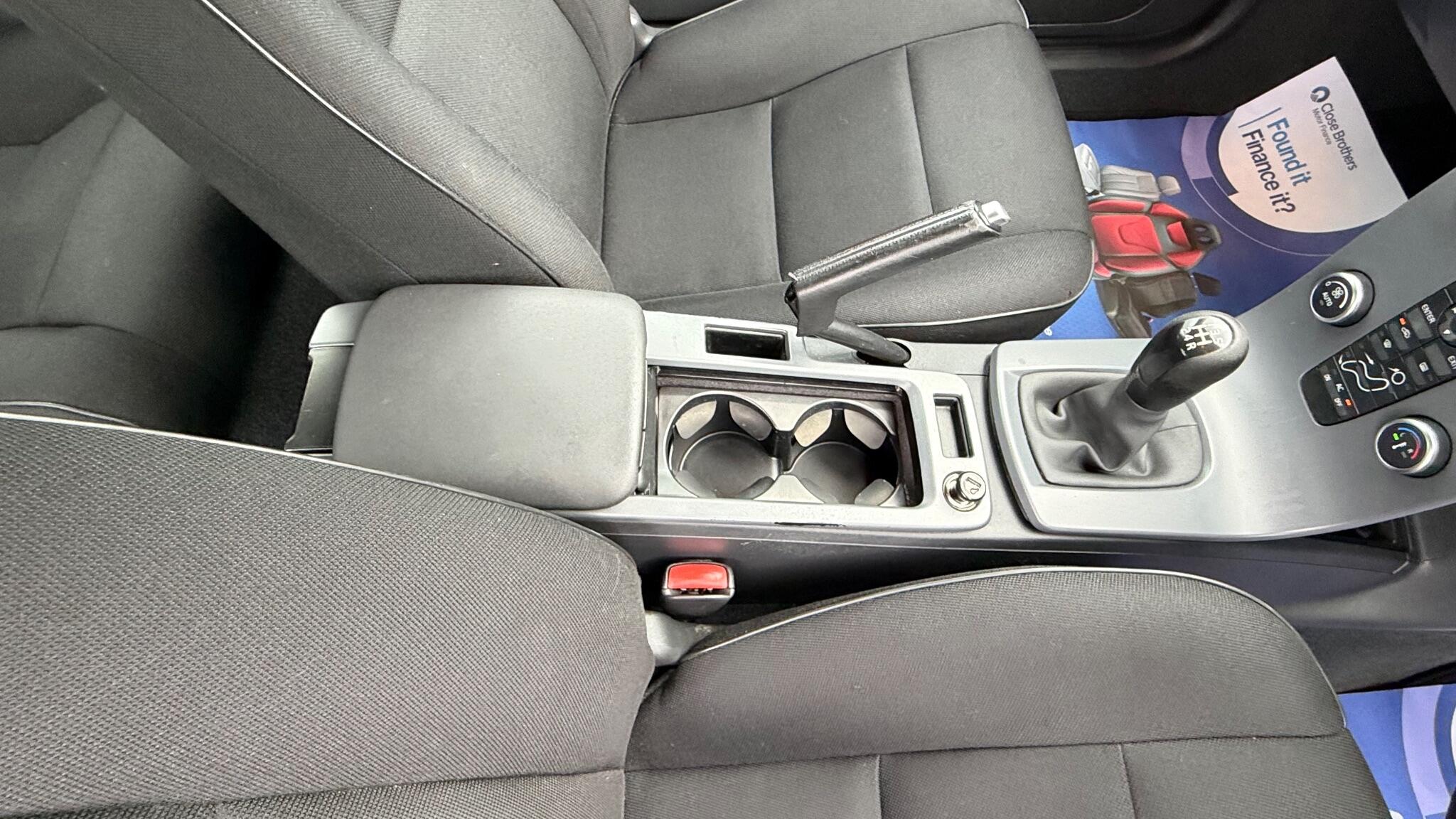 Volvo C30 2.0 ES Sports Coupe Euro 5 3dr 3dr Manual 2011