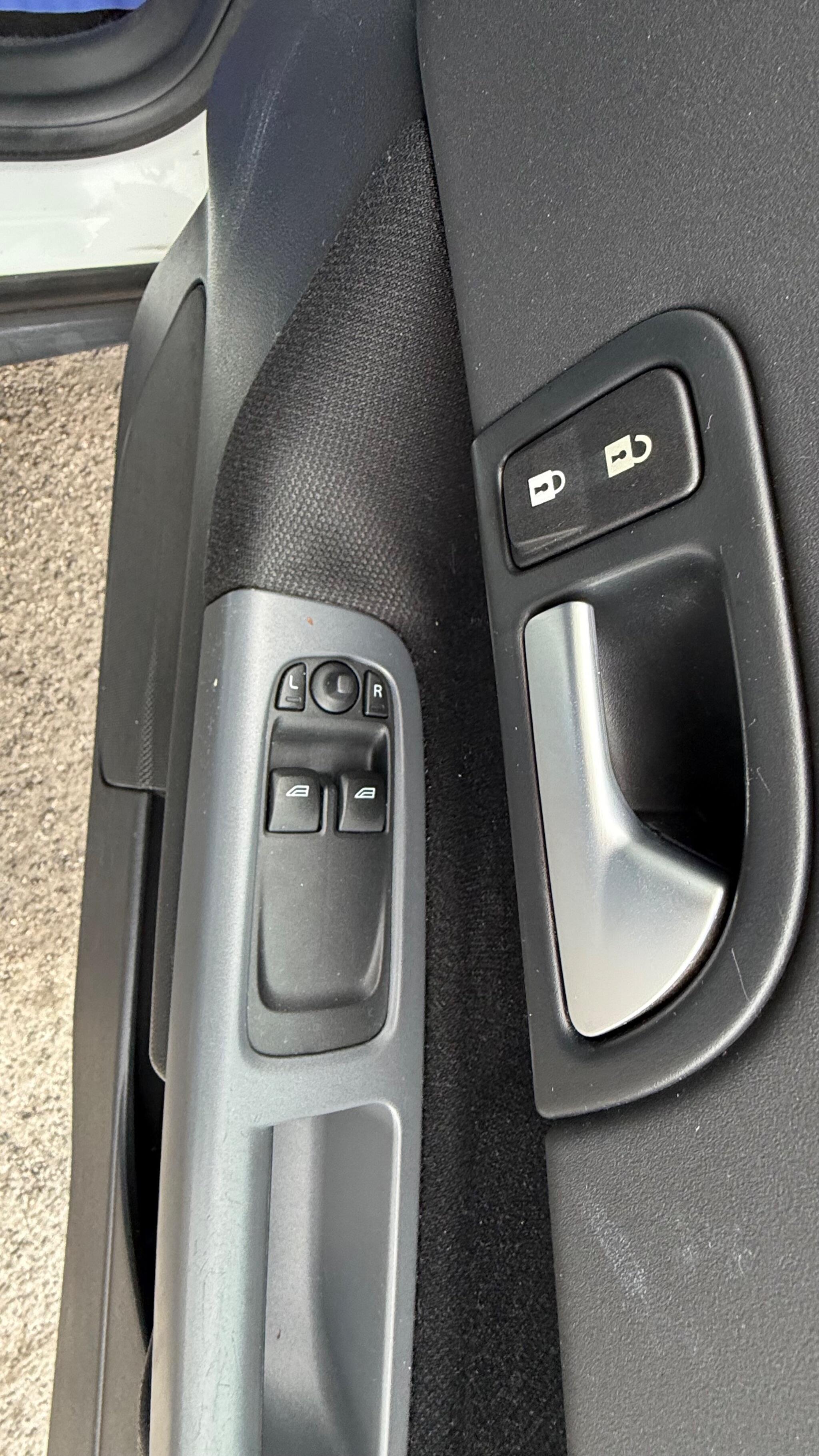 Volvo C30 2.0 ES Sports Coupe Euro 5 3dr 3dr Manual 2011