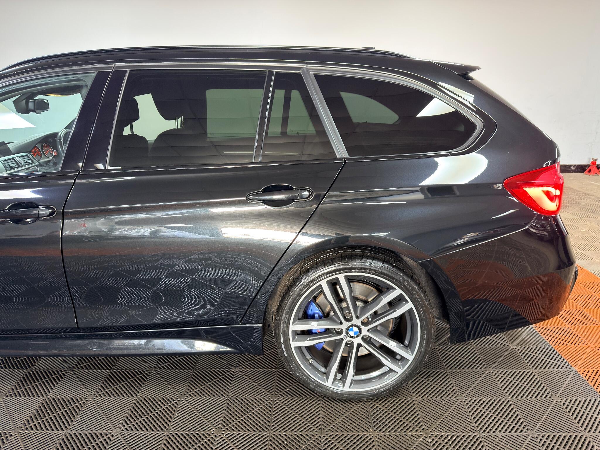 BMW 3 Series 2.0 320d M Sport Shadow Edition Touring Auto xDrive Euro 6 (s/s) 5dr 5dr Automatic 2026