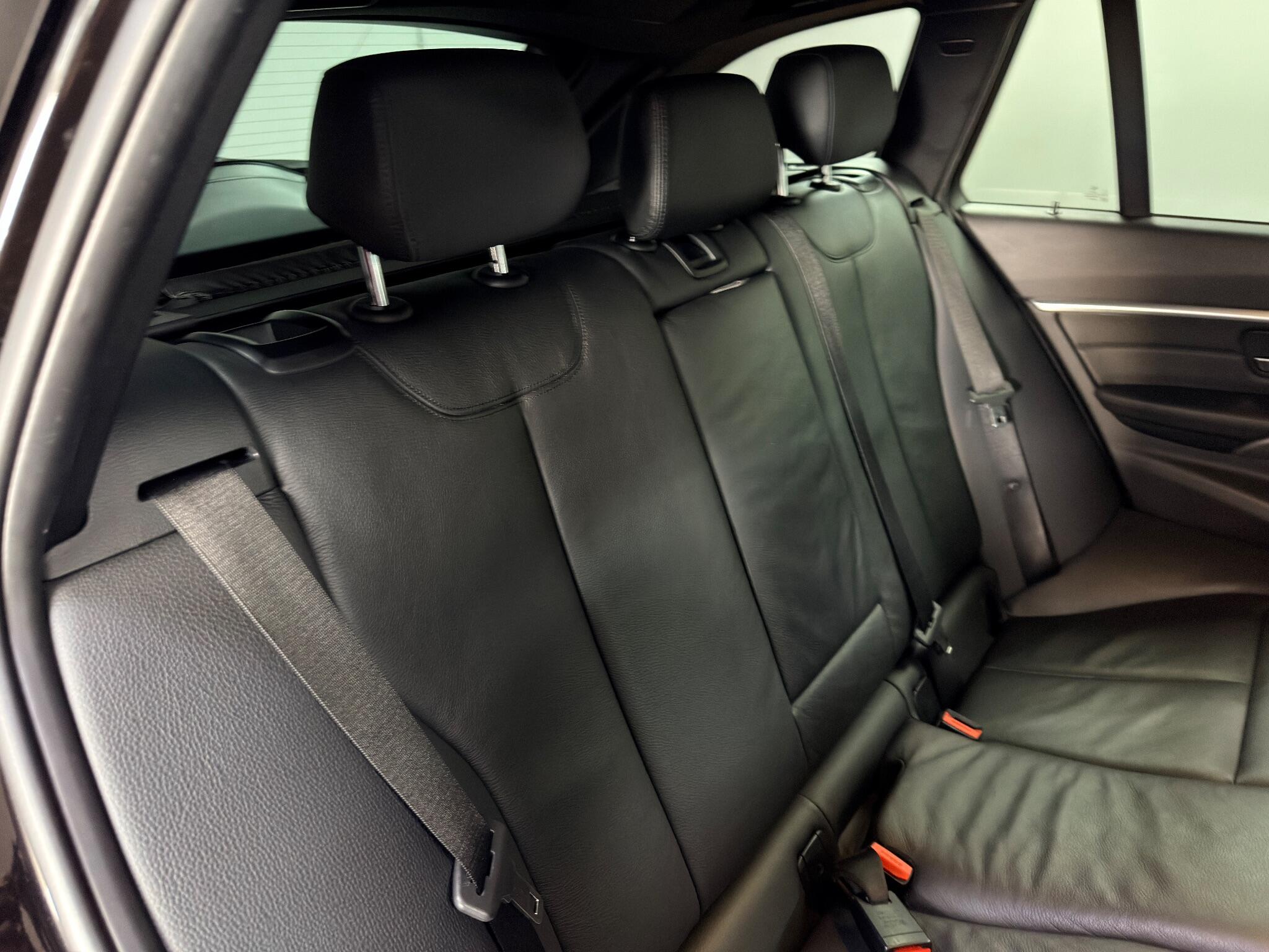 BMW 3 Series 2.0 320d M Sport Shadow Edition Touring Auto xDrive Euro 6 (s/s) 5dr 5dr Automatic 2026