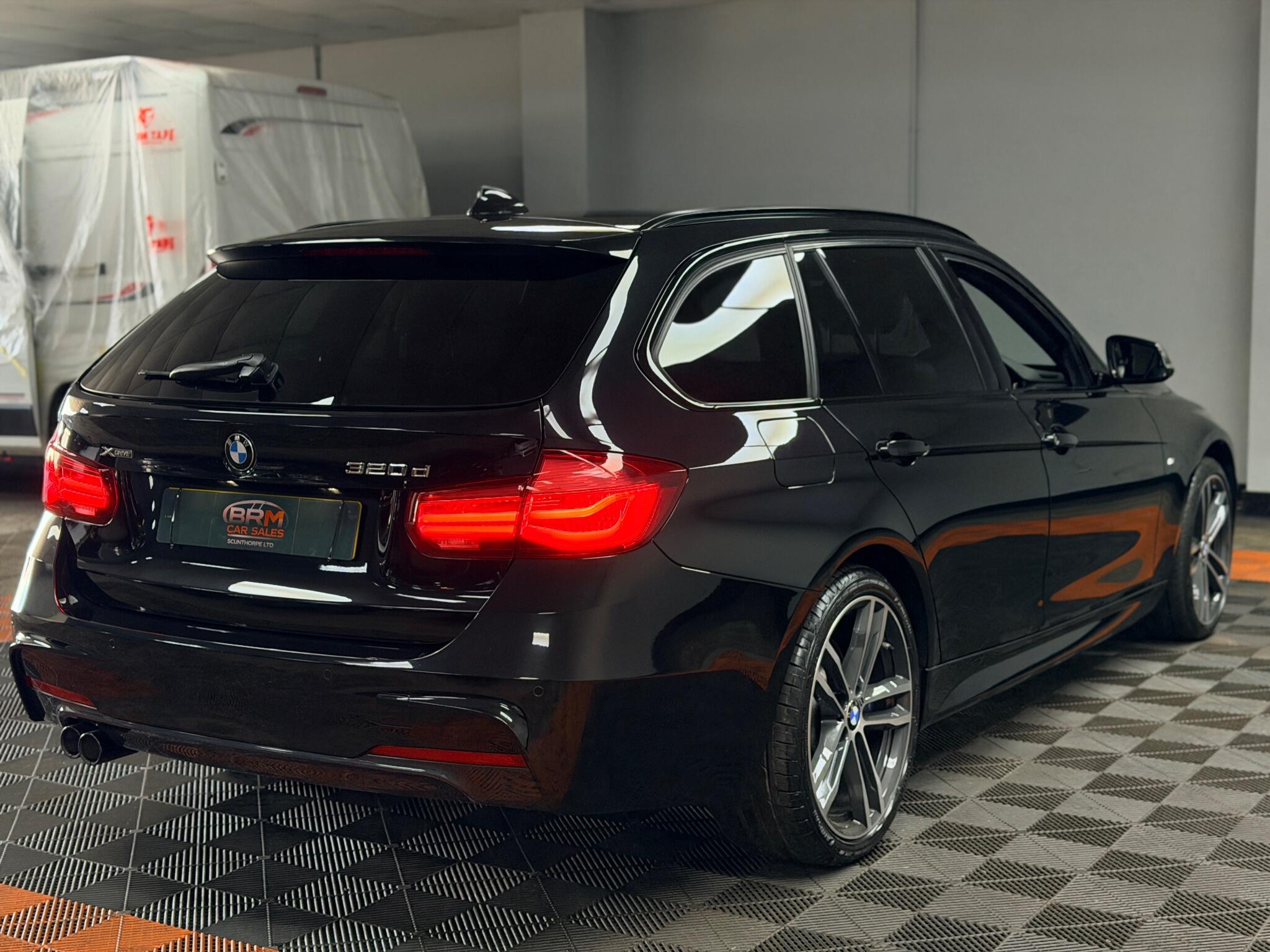 BMW 3 Series 2.0 320d M Sport Shadow Edition Touring Auto xDrive Euro 6 (s/s) 5dr 5dr Automatic 2026