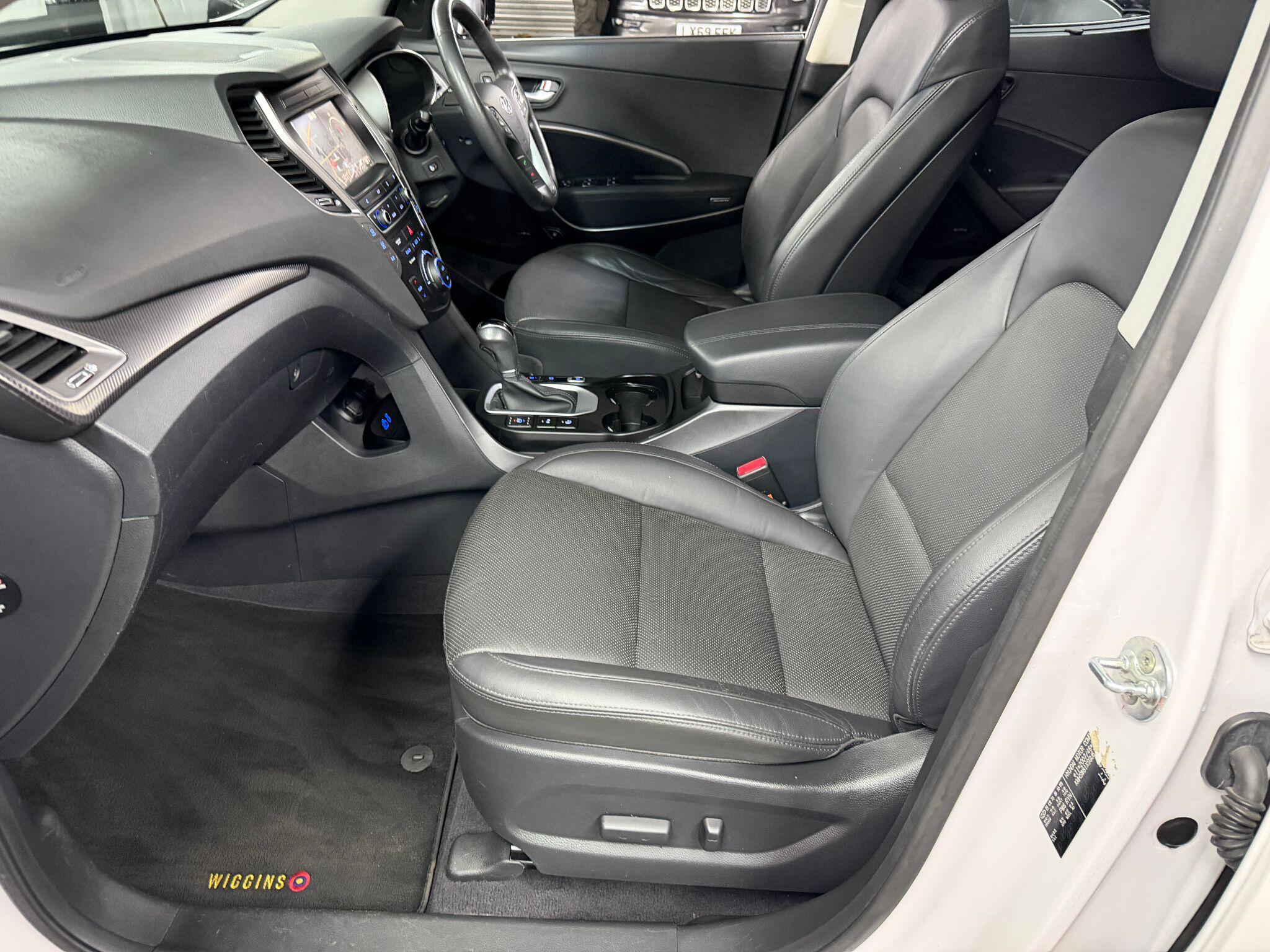 Hyundai Santa Fe 2.2 CRDi Blue Drive Wiggins Edition Auto 4WD Euro 6 (s/s) 5dr (7 Seat) 5dr Automatic 2026