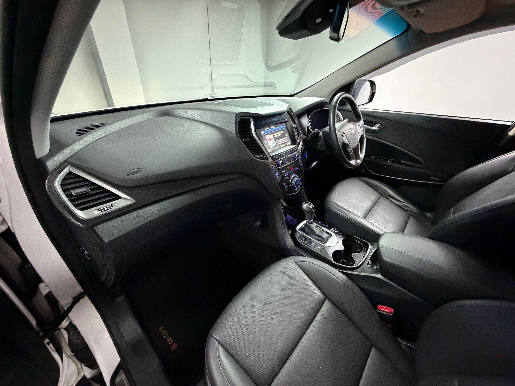 Hyundai Santa Fe 2.2 CRDi Blue Drive Wiggins Edition Auto 4WD Euro 6 (s/s) 5dr (7 Seat) 5dr Automatic 2026