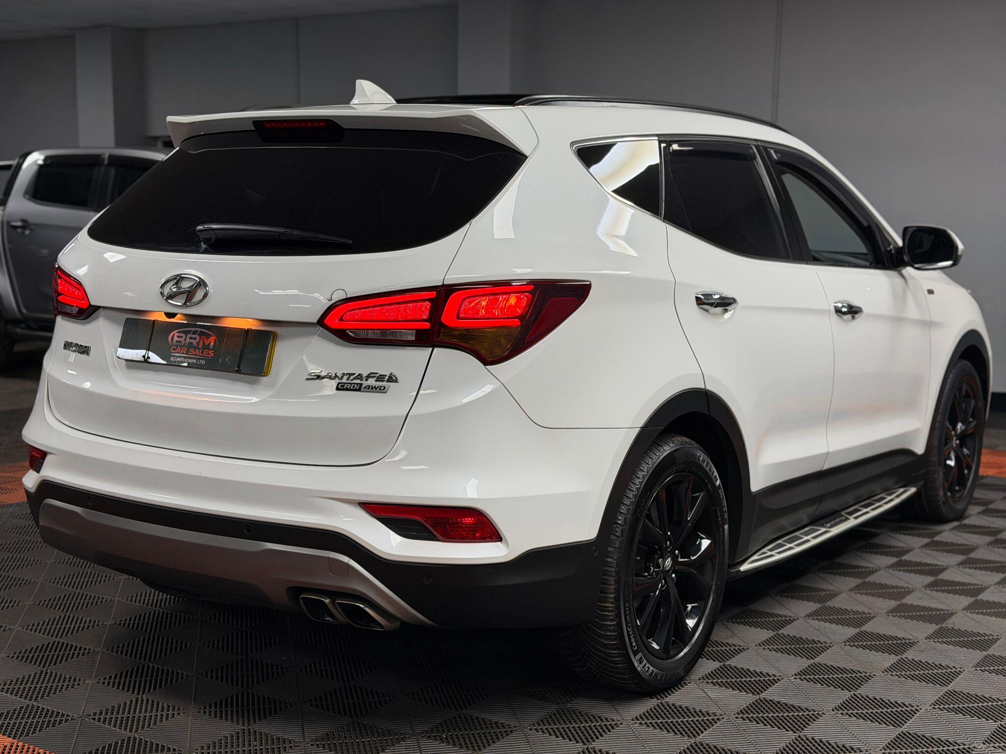 Hyundai Santa Fe 2.2 CRDi Blue Drive Wiggins Edition Auto 4WD Euro 6 (s/s) 5dr (7 Seat) 5dr Automatic 2026