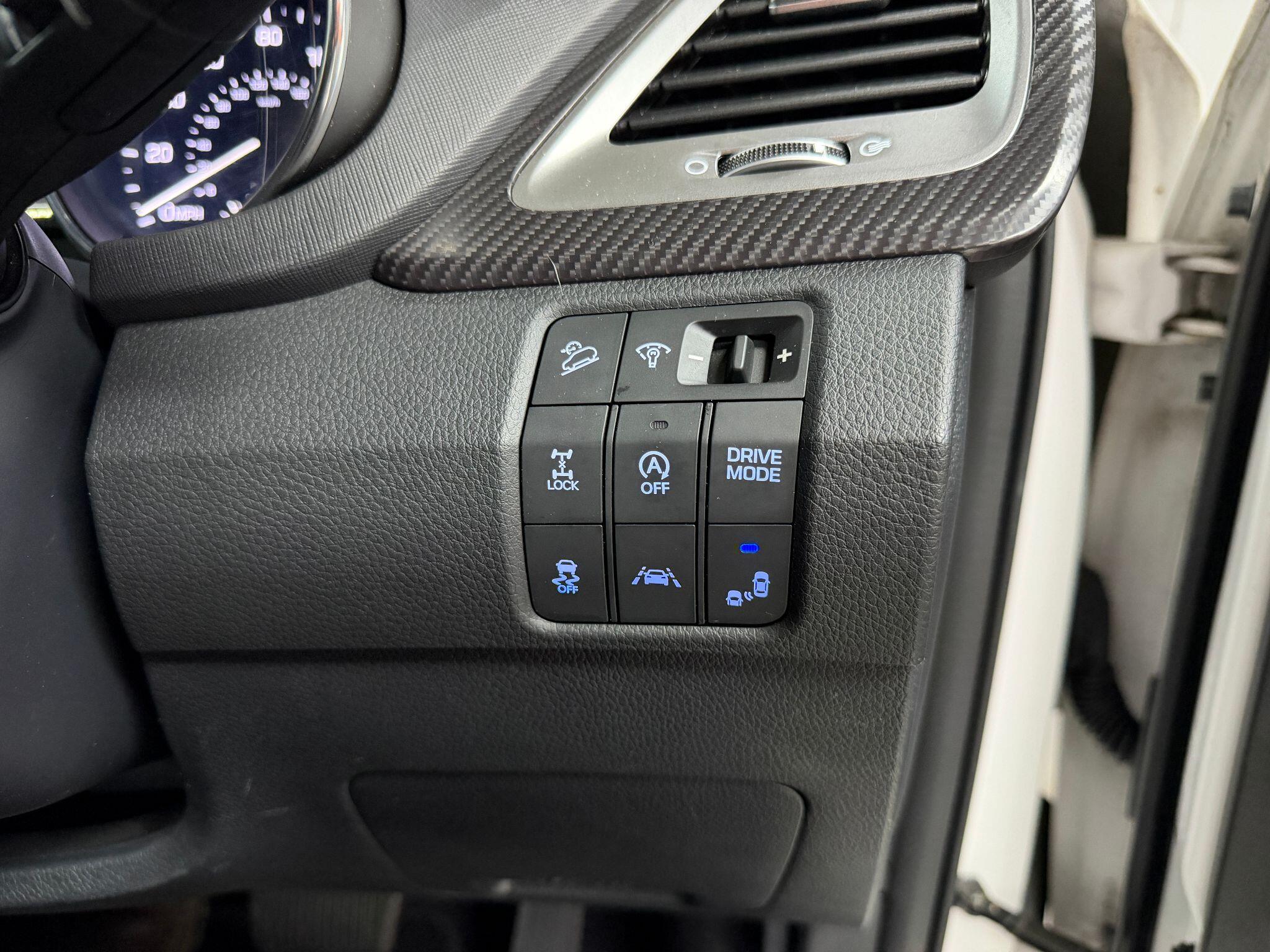 Hyundai Santa Fe 2.2 CRDi Blue Drive Wiggins Edition Auto 4WD Euro 6 (s/s) 5dr (7 Seat) 5dr Automatic 2026