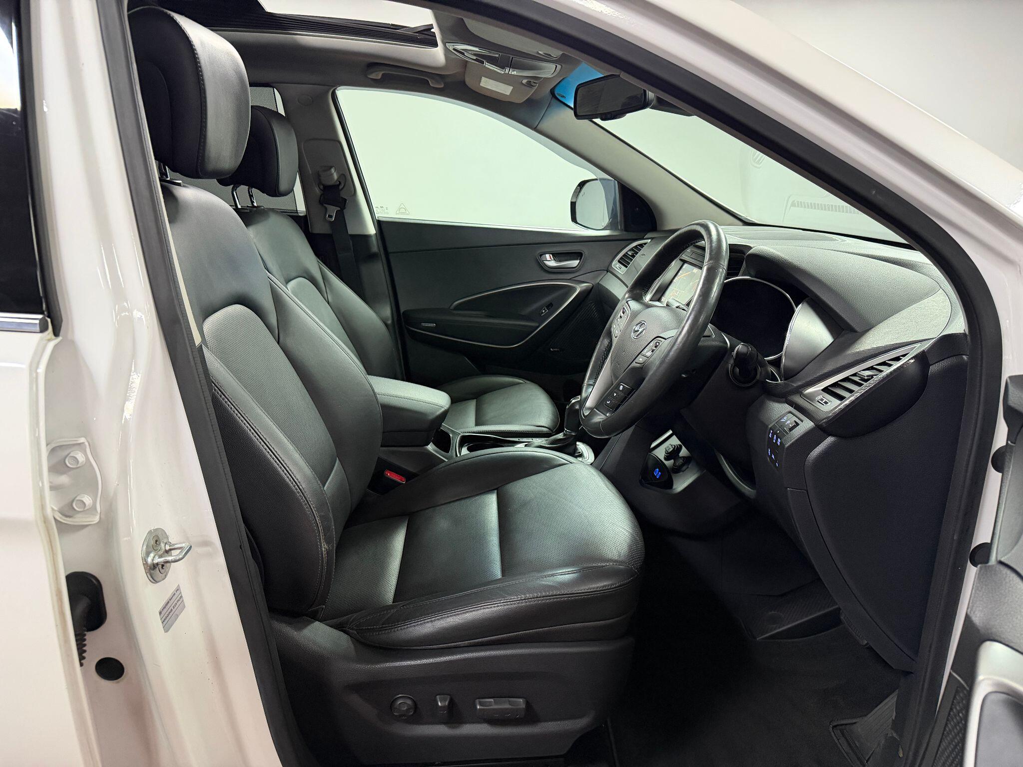 Hyundai Santa Fe 2.2 CRDi Blue Drive Wiggins Edition Auto 4WD Euro 6 (s/s) 5dr (7 Seat) 5dr Automatic 2026