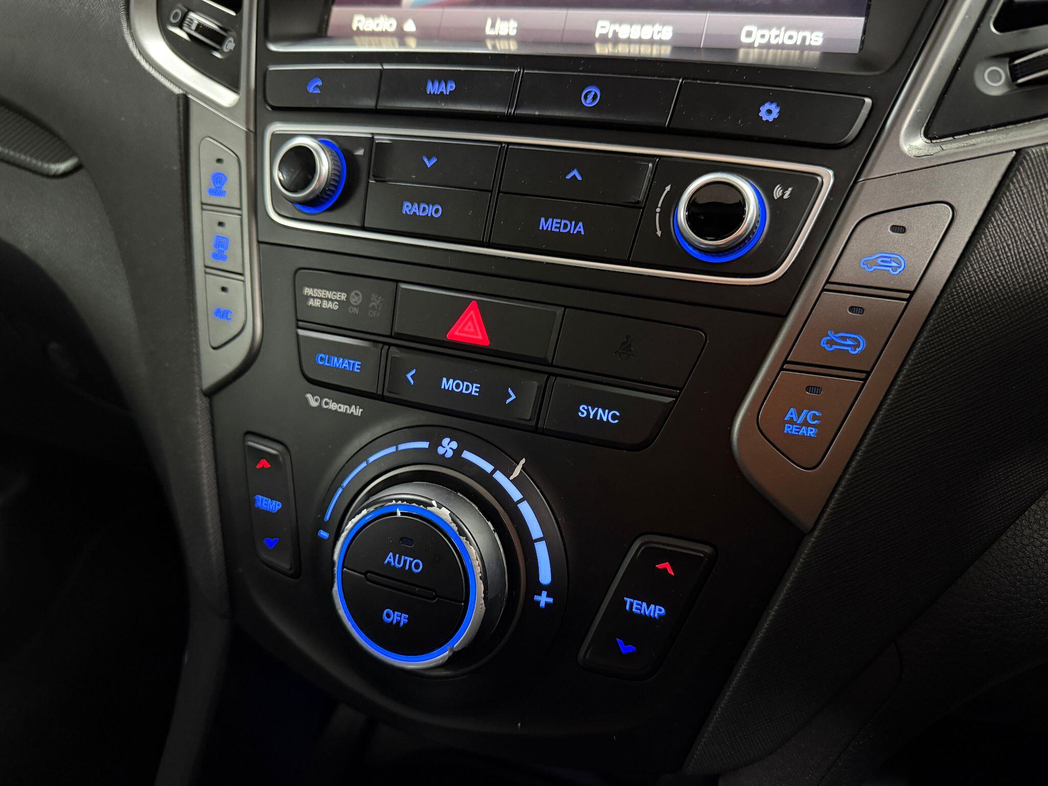 Hyundai Santa Fe 2.2 CRDi Blue Drive Wiggins Edition Auto 4WD Euro 6 (s/s) 5dr (7 Seat) 5dr Automatic 2026