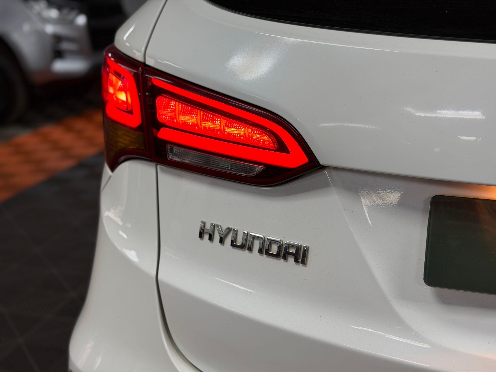 Hyundai Santa Fe 2.2 CRDi Blue Drive Wiggins Edition Auto 4WD Euro 6 (s/s) 5dr (7 Seat) 5dr Automatic 2026