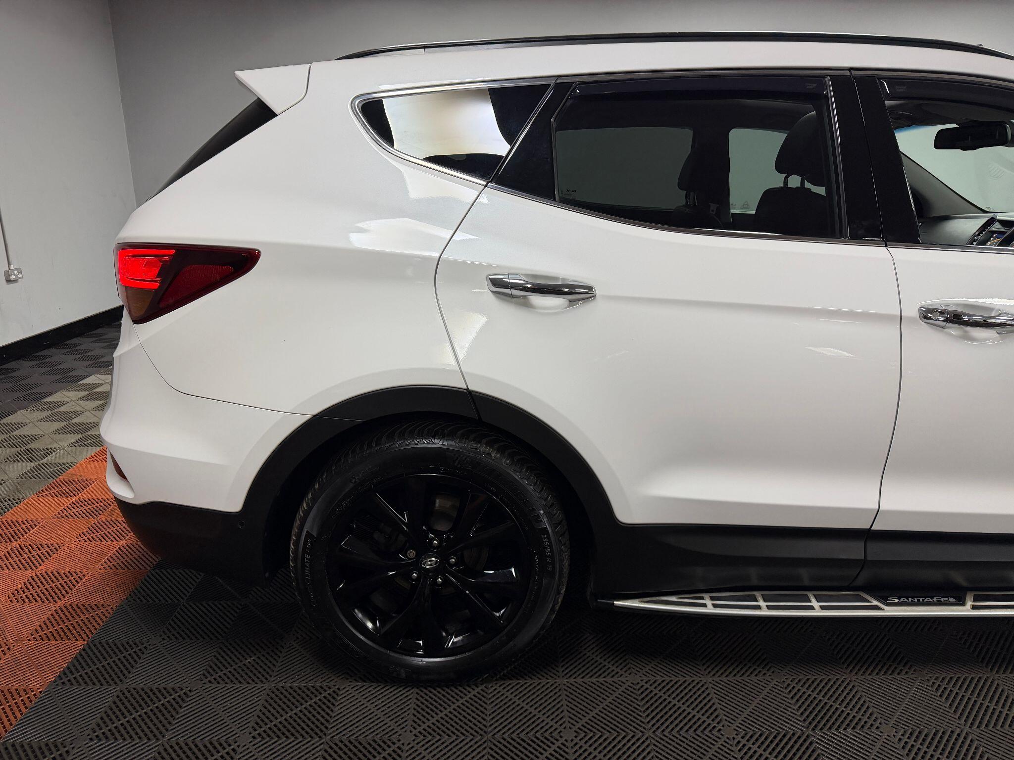 Hyundai Santa Fe 2.2 CRDi Blue Drive Wiggins Edition Auto 4WD Euro 6 (s/s) 5dr (7 Seat) 5dr Automatic 2026