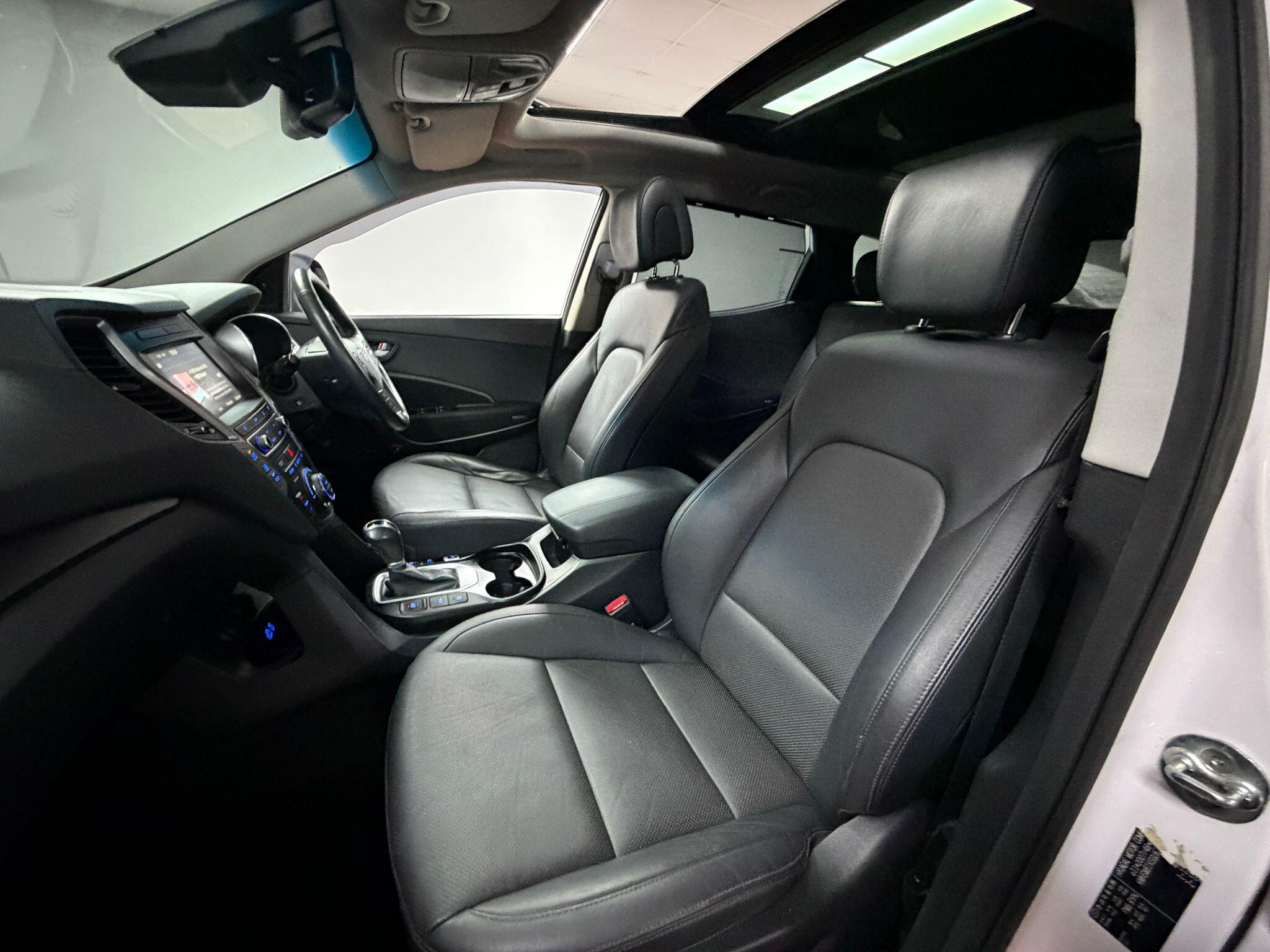 Hyundai Santa Fe 2.2 CRDi Blue Drive Wiggins Edition Auto 4WD Euro 6 (s/s) 5dr (7 Seat) 5dr Automatic 2026