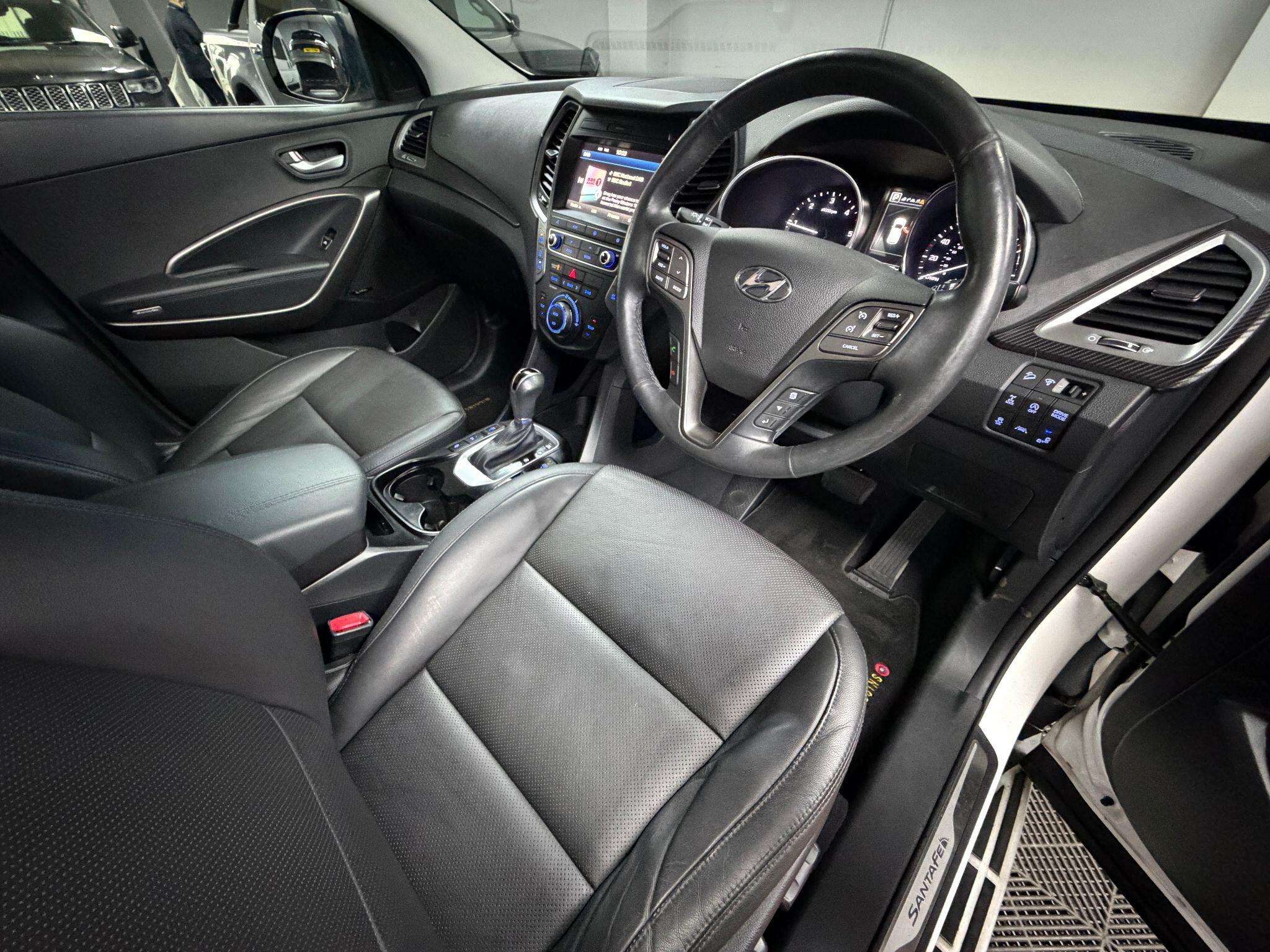 Hyundai Santa Fe 2.2 CRDi Blue Drive Wiggins Edition Auto 4WD Euro 6 (s/s) 5dr (7 Seat) 5dr Automatic 2026