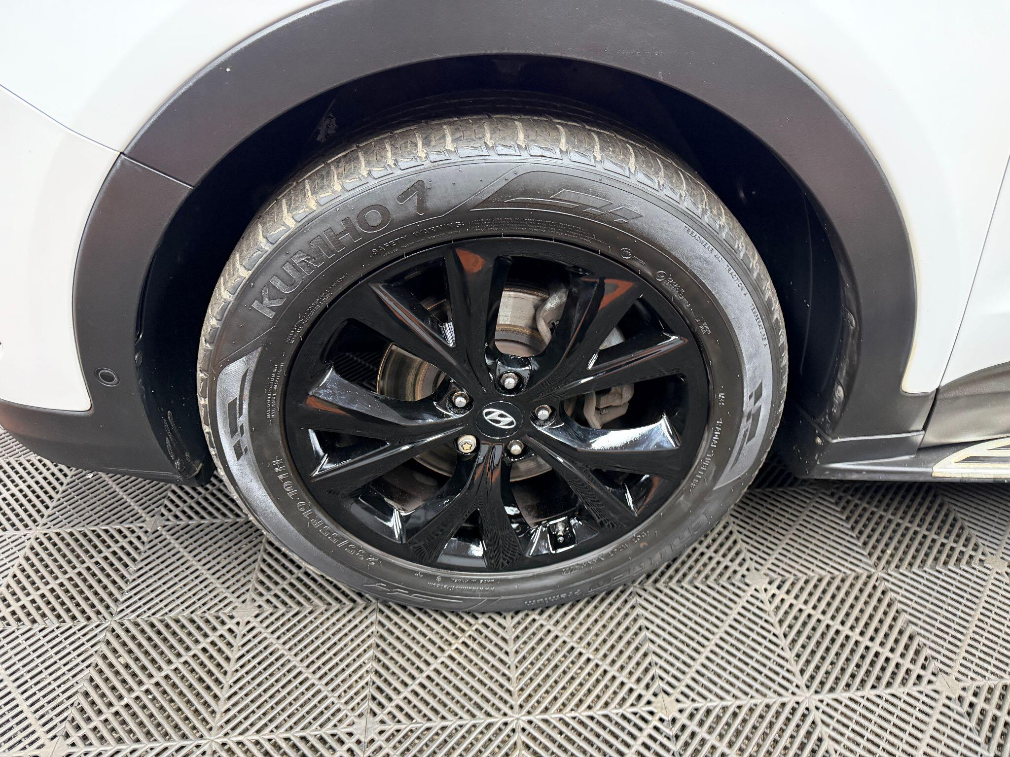 Hyundai Santa Fe 2.2 CRDi Blue Drive Wiggins Edition Auto 4WD Euro 6 (s/s) 5dr (7 Seat) 5dr Automatic 2026