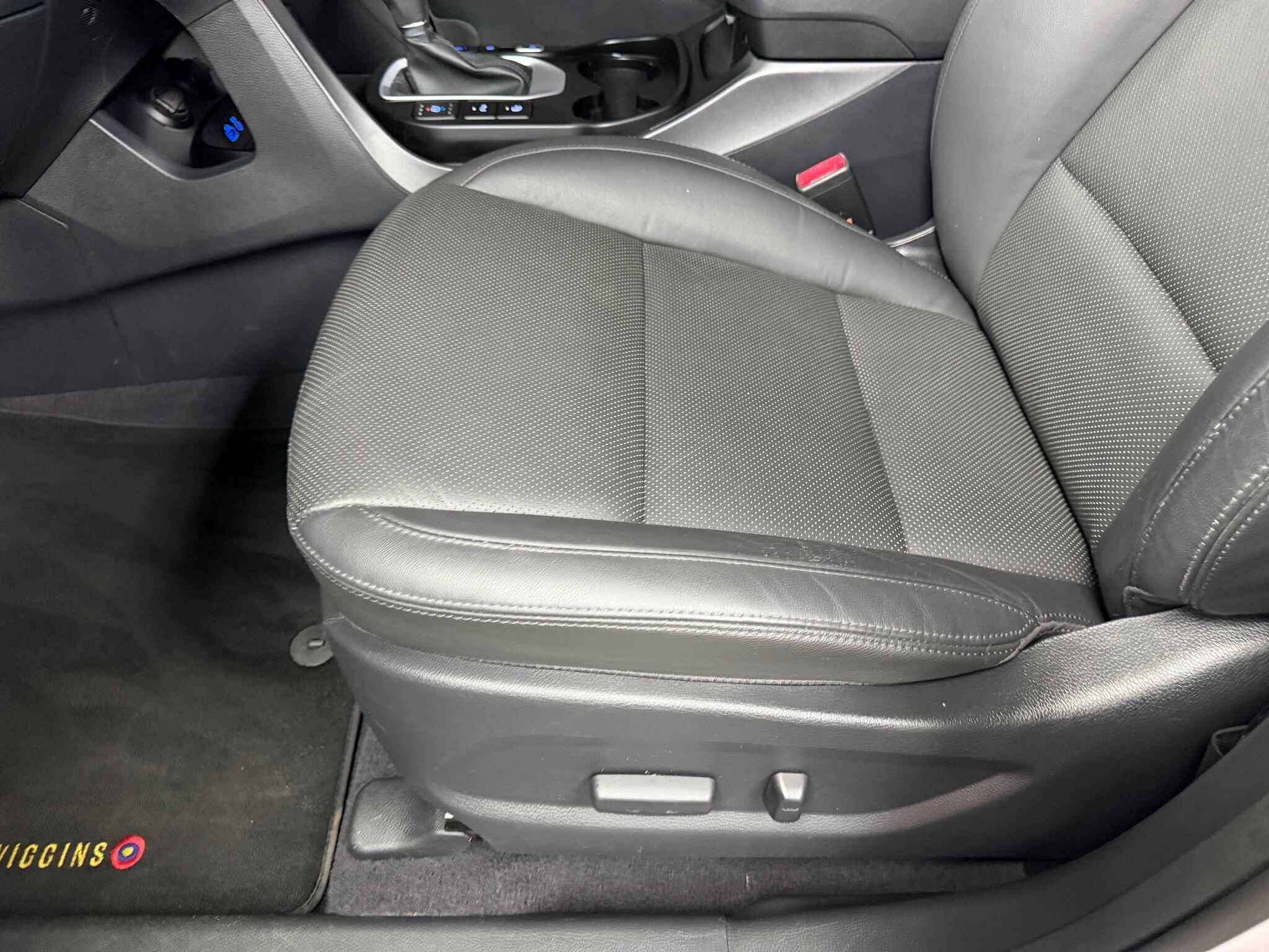 Hyundai Santa Fe 2.2 CRDi Blue Drive Wiggins Edition Auto 4WD Euro 6 (s/s) 5dr (7 Seat) 5dr Automatic 2026