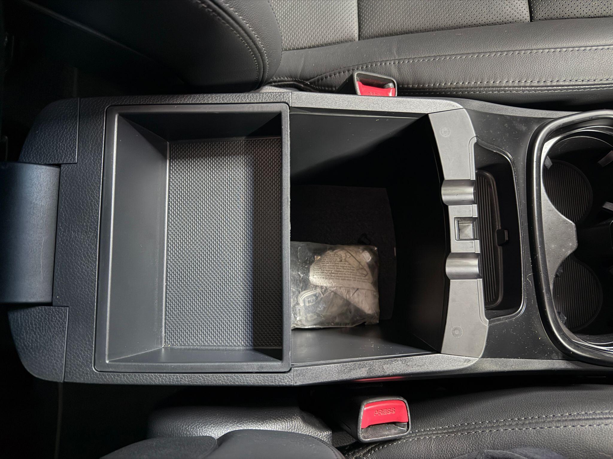 Hyundai Santa Fe 2.2 CRDi Blue Drive Wiggins Edition Auto 4WD Euro 6 (s/s) 5dr (7 Seat) 5dr Automatic 2026