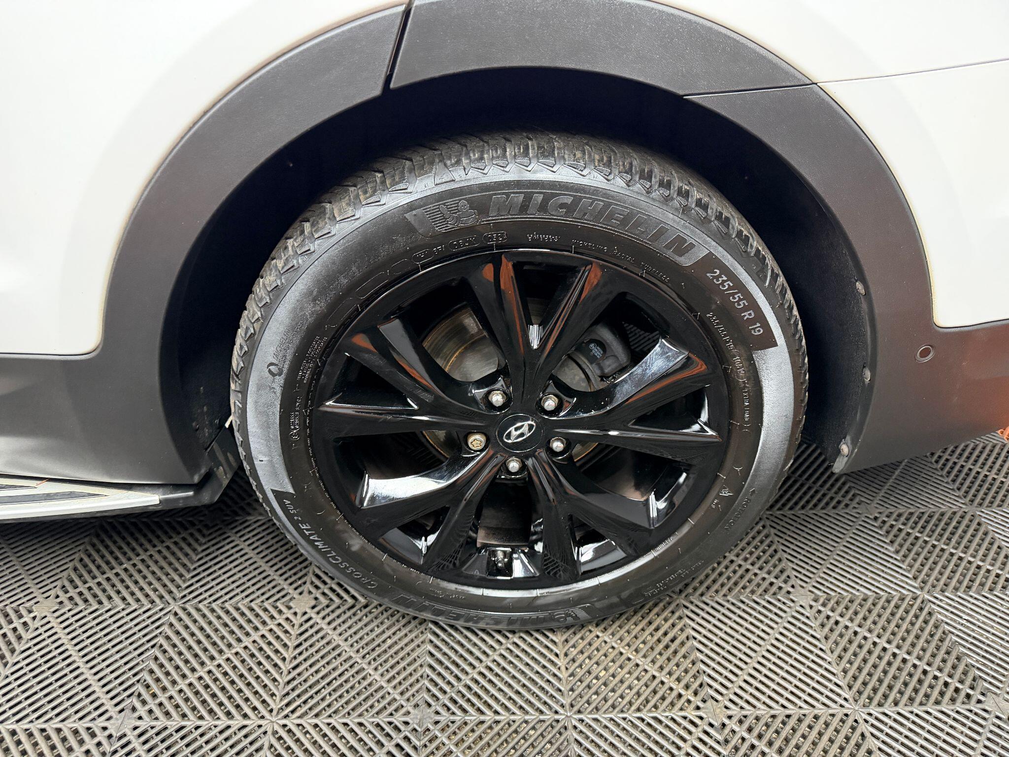 Hyundai Santa Fe 2.2 CRDi Blue Drive Wiggins Edition Auto 4WD Euro 6 (s/s) 5dr (7 Seat) 5dr Automatic 2026