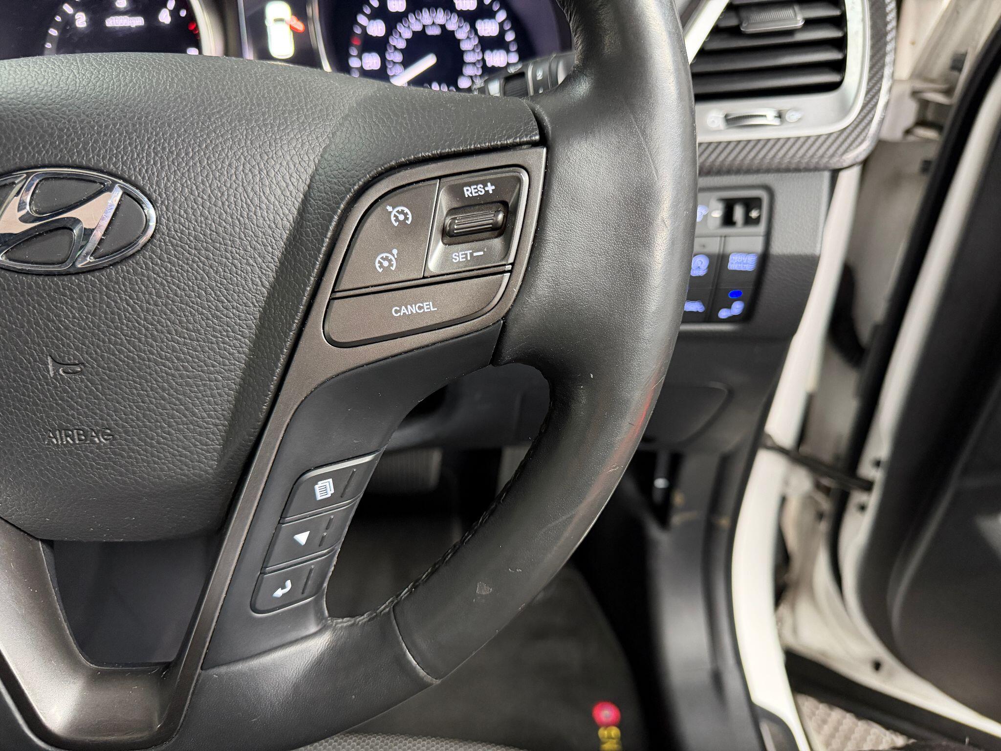 Hyundai Santa Fe 2.2 CRDi Blue Drive Wiggins Edition Auto 4WD Euro 6 (s/s) 5dr (7 Seat) 5dr Automatic 2026