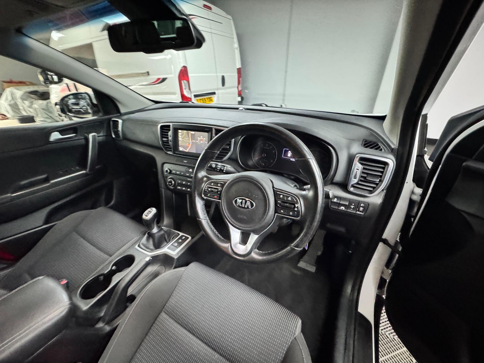 Kia Sportage 1.6 GDi 2 Euro 6 (s/s) 5dr 5dr Manual 2017