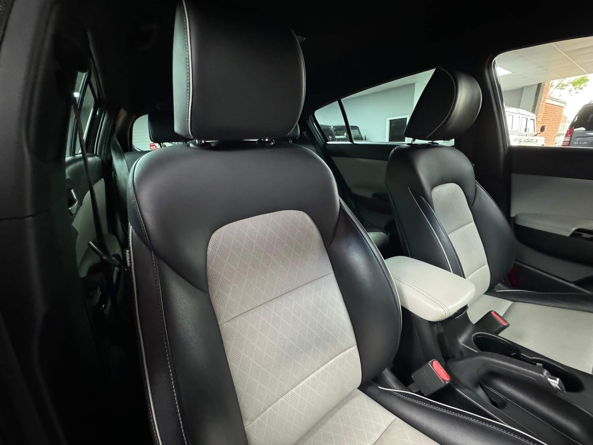 Kia Sportage 1.6 T-GDi GT-Line AWD Euro 6 5dr 5dr Manual 2017