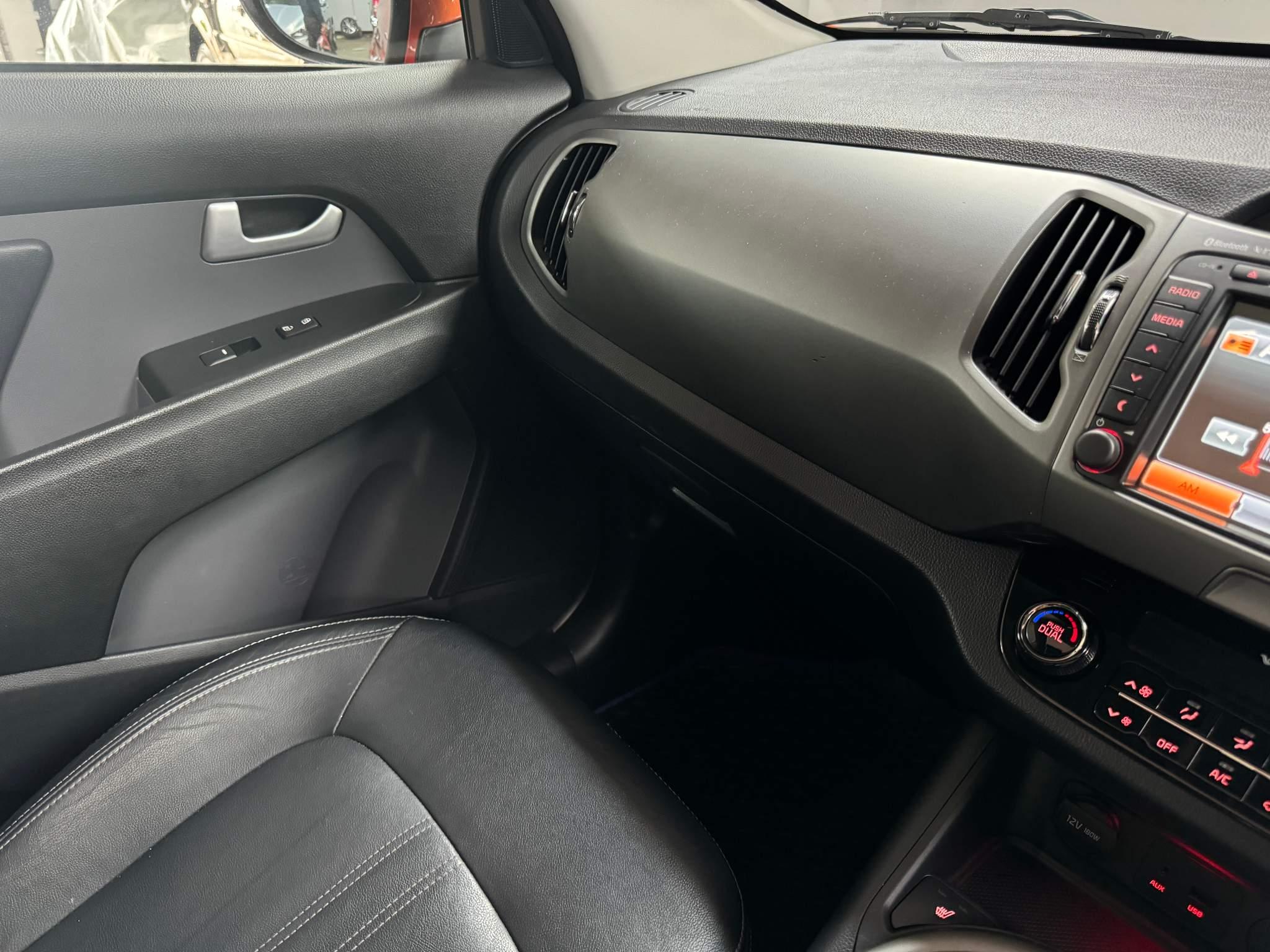 Kia Sportage 1.7 CRDi EcoDynamics 3 2WD Euro 5 (s/s) 5dr 5dr Manual 2014