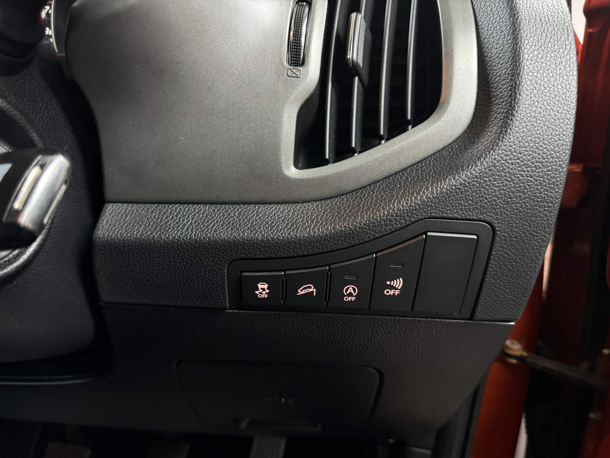 Kia Sportage 1.7 CRDi EcoDynamics 3 2WD Euro 5 (s/s) 5dr 5dr Manual 2014