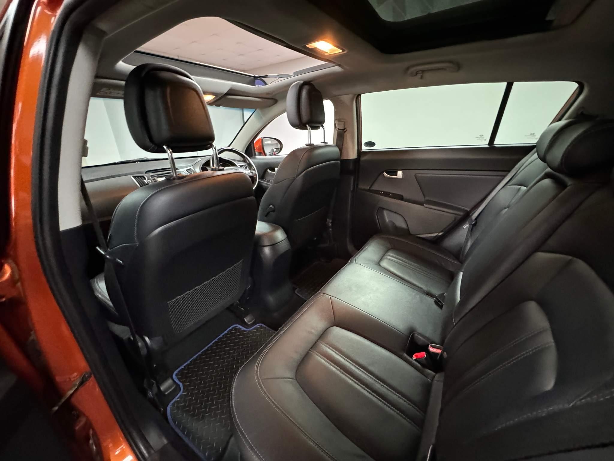 Kia Sportage 1.7 CRDi EcoDynamics 3 2WD Euro 5 (s/s) 5dr 5dr Manual 2014