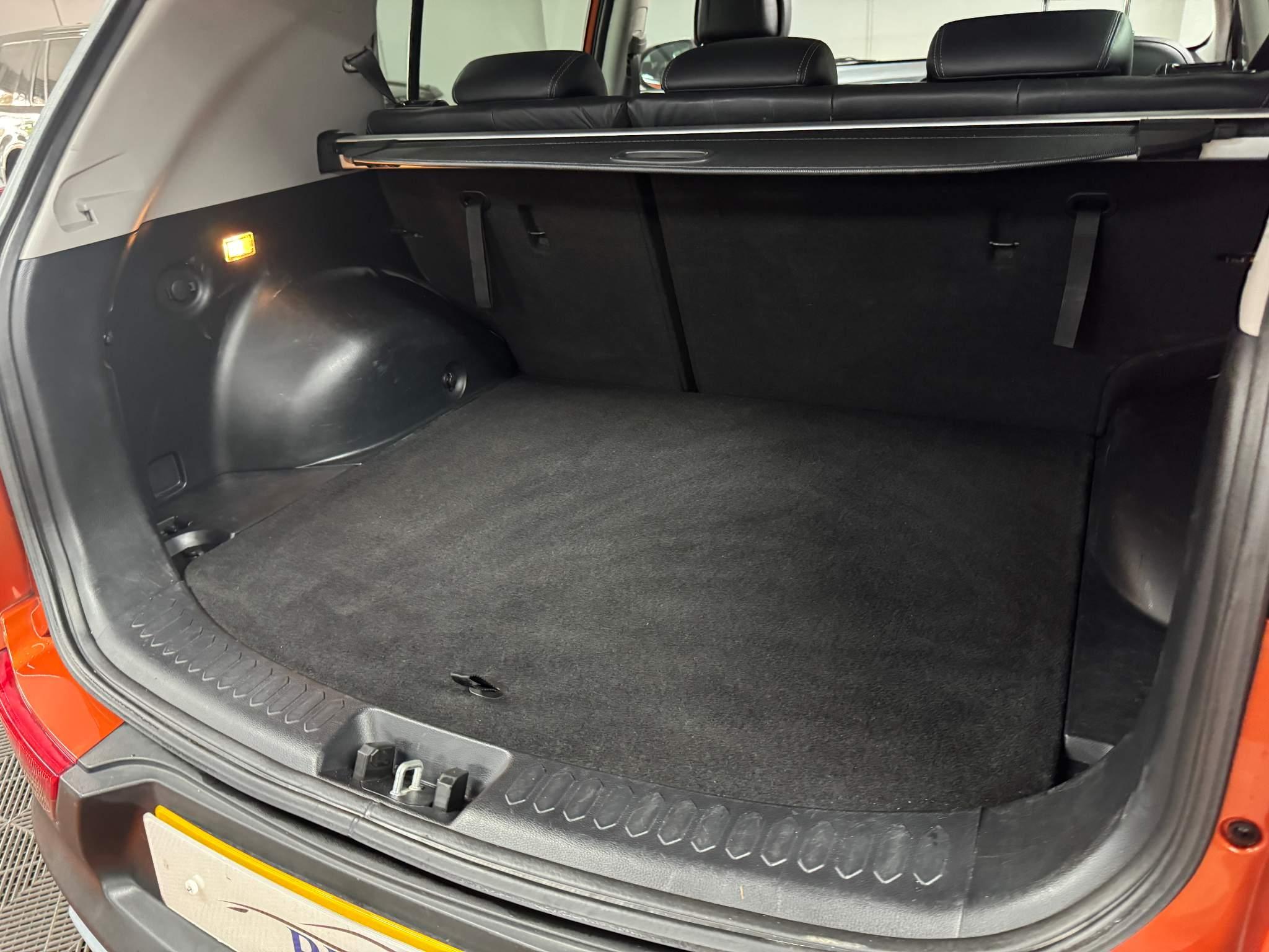 Kia Sportage 1.7 CRDi EcoDynamics 3 2WD Euro 5 (s/s) 5dr 5dr Manual 2014