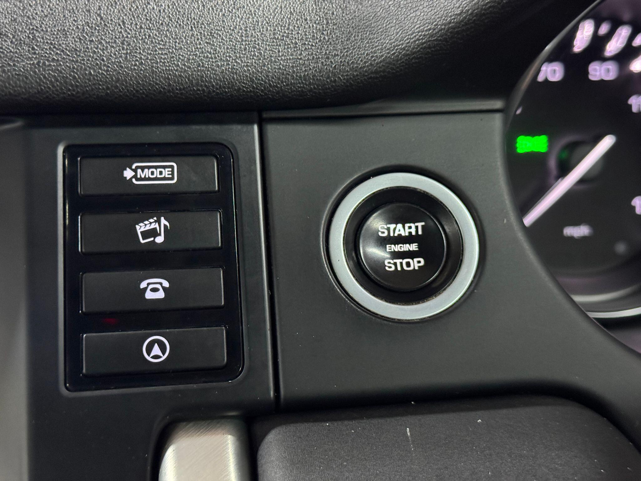 Land Rover Discovery Sport 2.2 SD4 HSE Auto 4WD Euro 5 (s/s) 5dr 5dr Automatic 2015