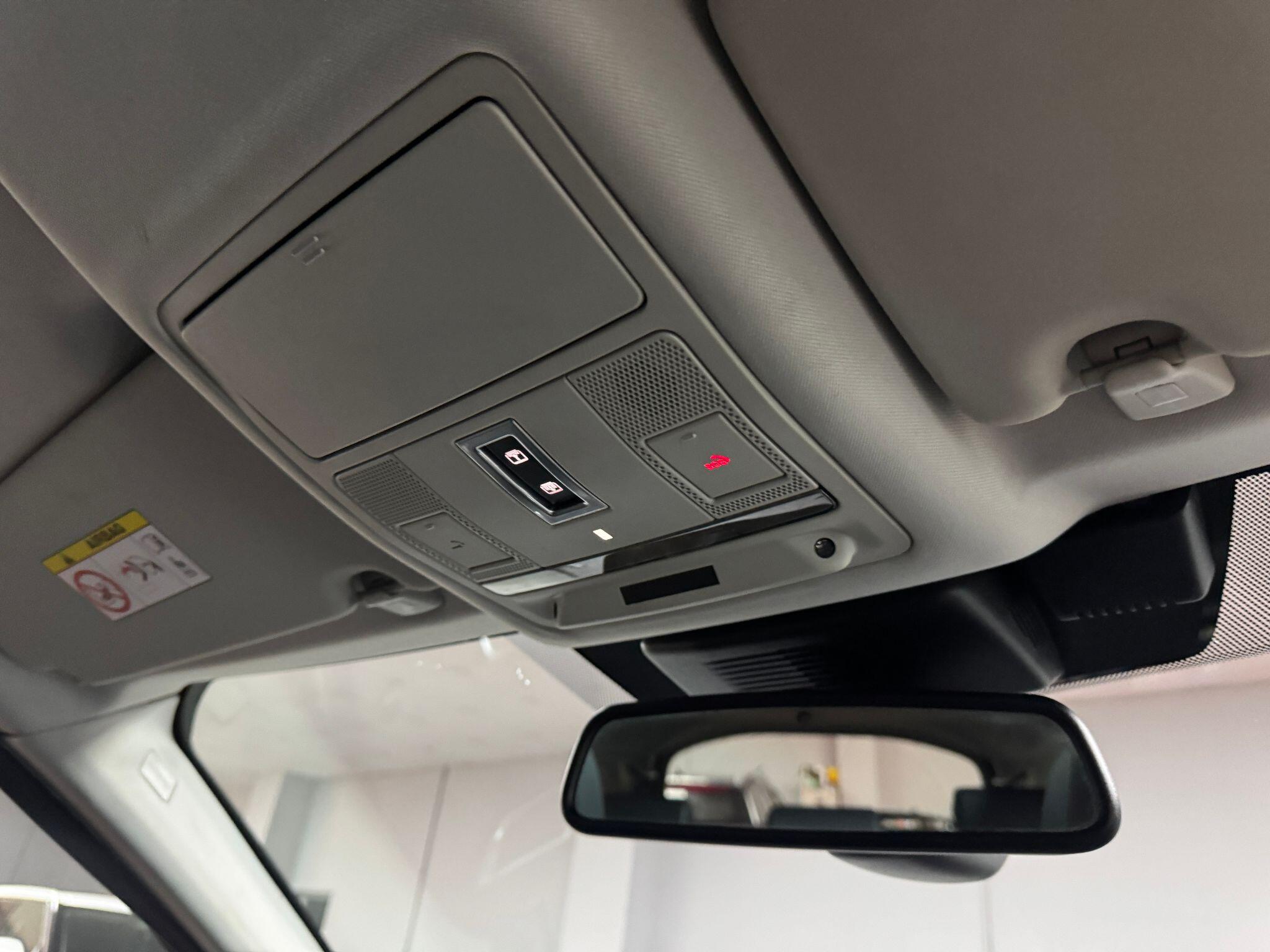 Land Rover Discovery Sport 2.2 SD4 HSE Auto 4WD Euro 5 (s/s) 5dr 5dr Automatic 2015