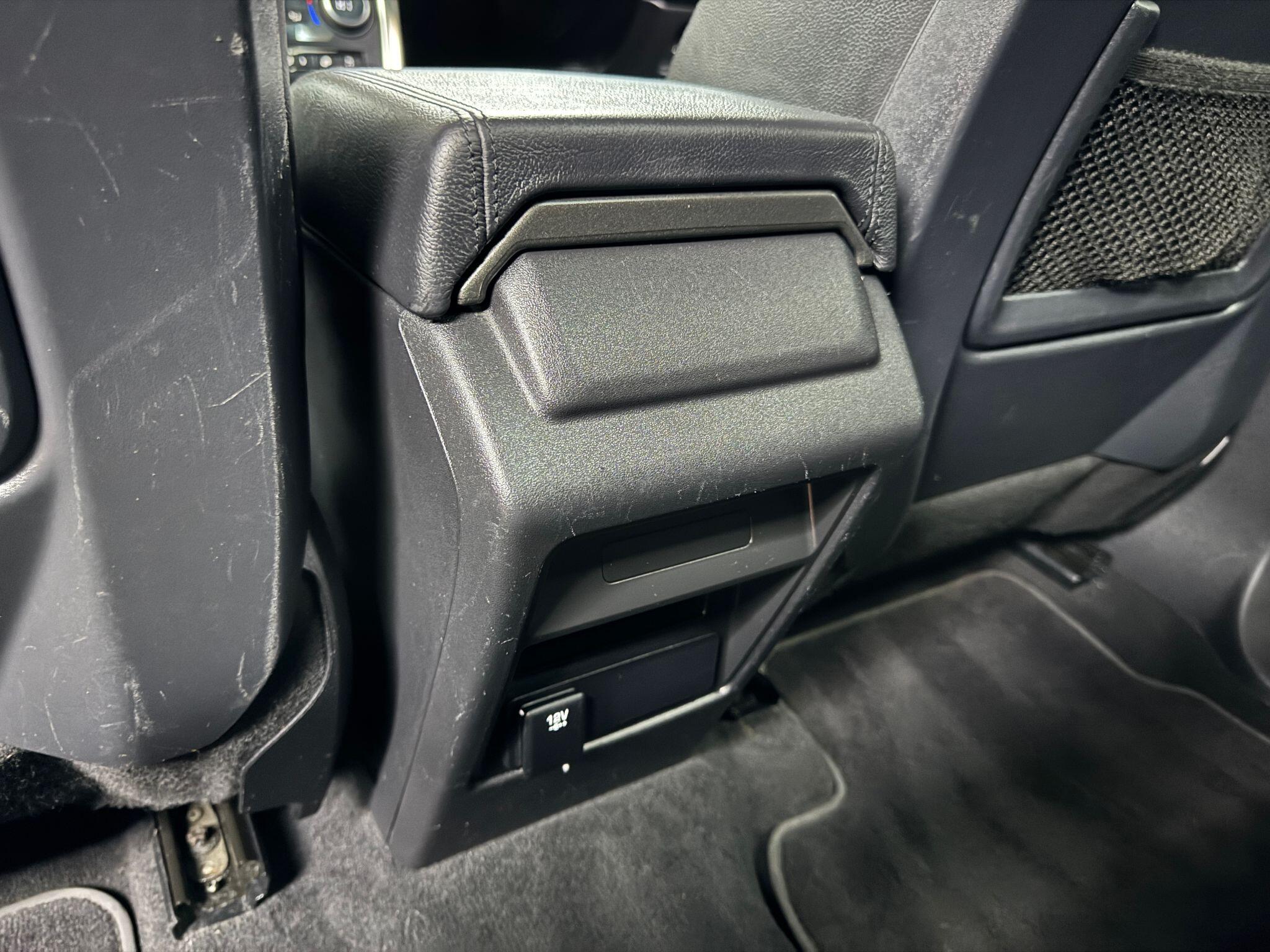 Land Rover Discovery Sport 2.2 SD4 HSE Auto 4WD Euro 5 (s/s) 5dr 5dr Automatic 2015