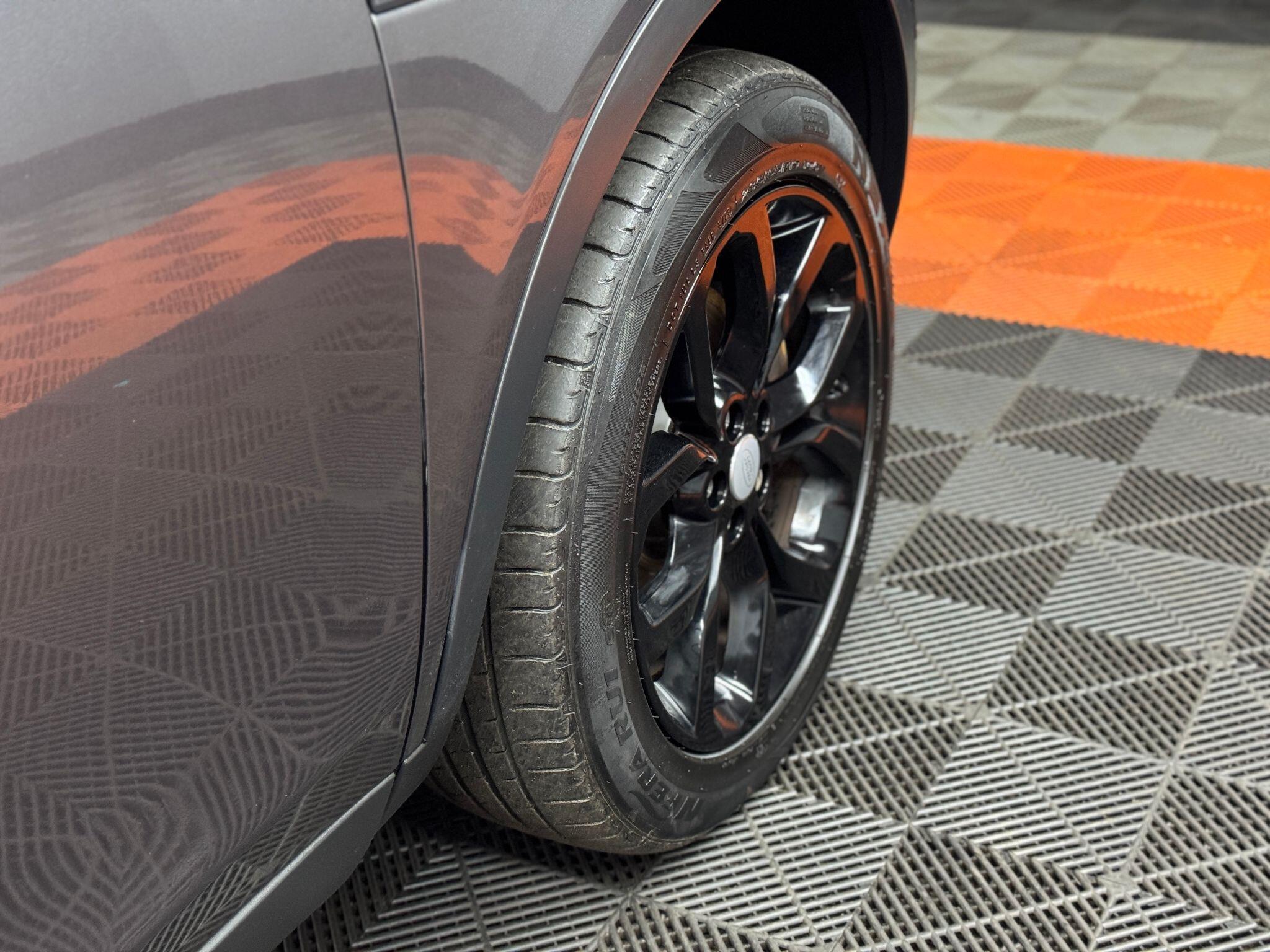 Land Rover Discovery Sport 2.2 SD4 HSE Auto 4WD Euro 5 (s/s) 5dr 5dr Automatic 2015