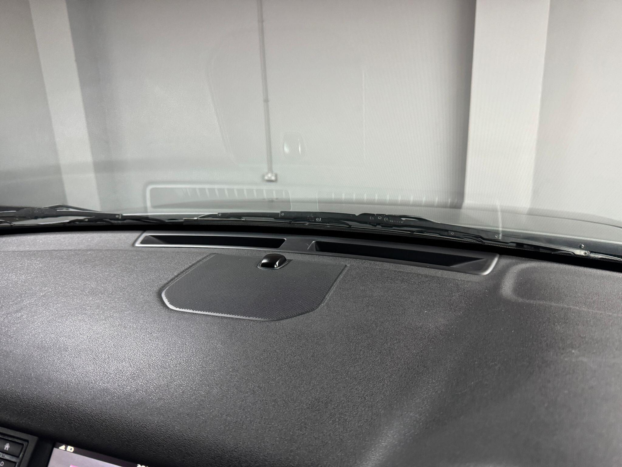 Land Rover Discovery Sport 2.2 SD4 HSE Auto 4WD Euro 5 (s/s) 5dr 5dr Automatic 2015