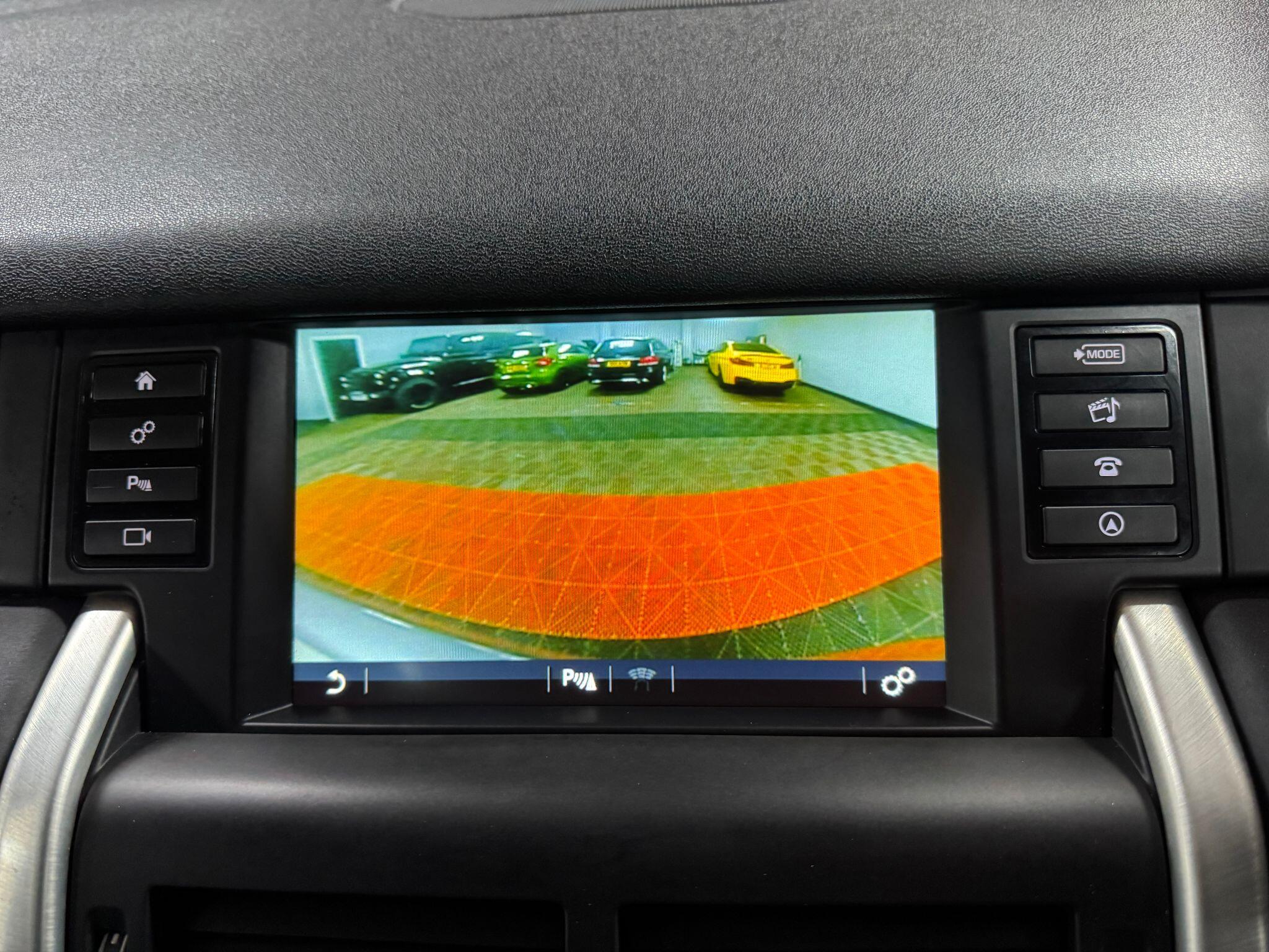 Land Rover Discovery Sport 2.2 SD4 HSE Auto 4WD Euro 5 (s/s) 5dr 5dr Automatic 2015